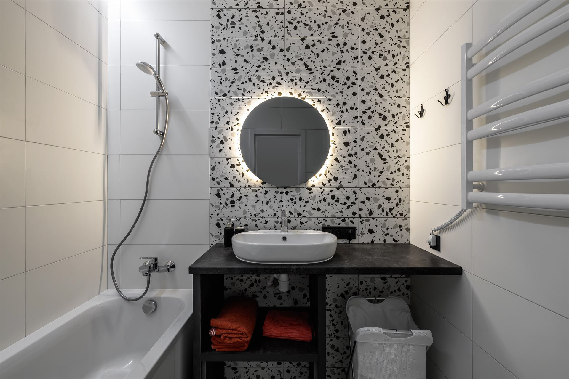 зйомка санвузла у сучасному житловому комплексі для продажу - фотограф нерухомості у Львові