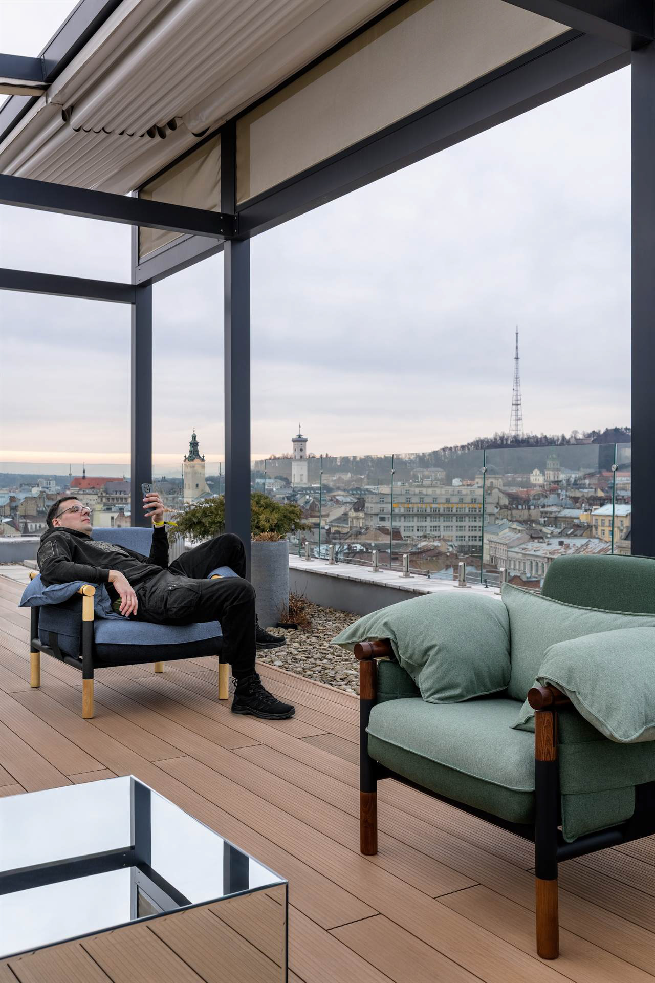 зйомка крісел лінійки Susy Space в інтер'єрі — професійний фотограф меблів у Львові