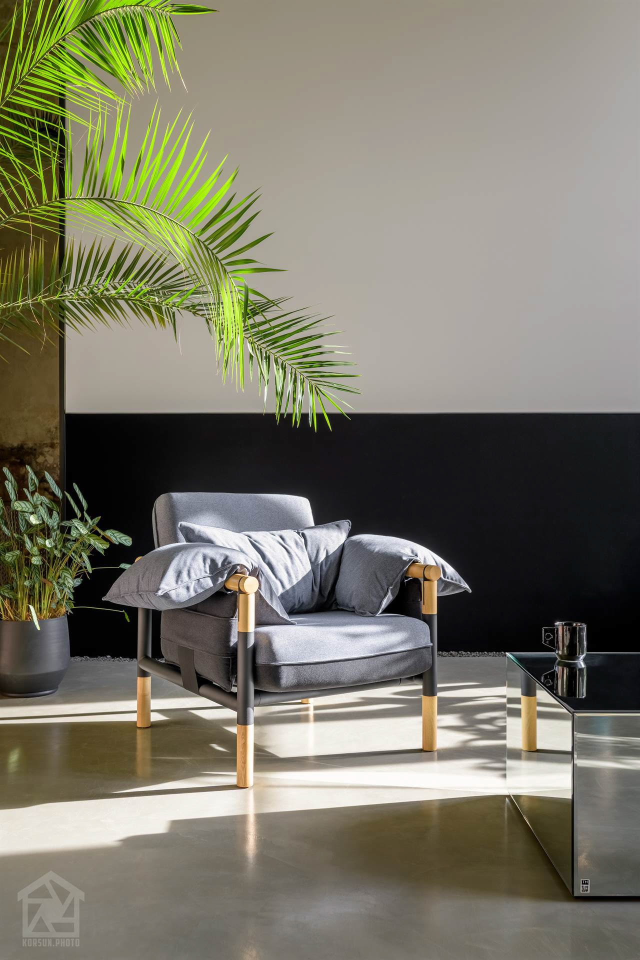 зйомка крісел серії Susy Standart в інтер'єрі — професійний фотограф меблів у Львові