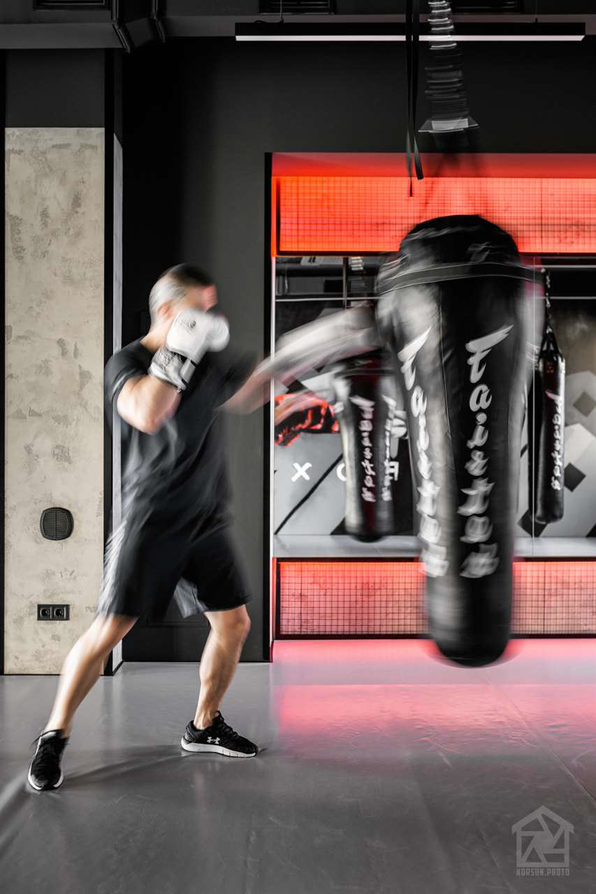 зйомка спортивного клубу GoHard - професійний фотограф архітектури та інтер'єрів у Львові