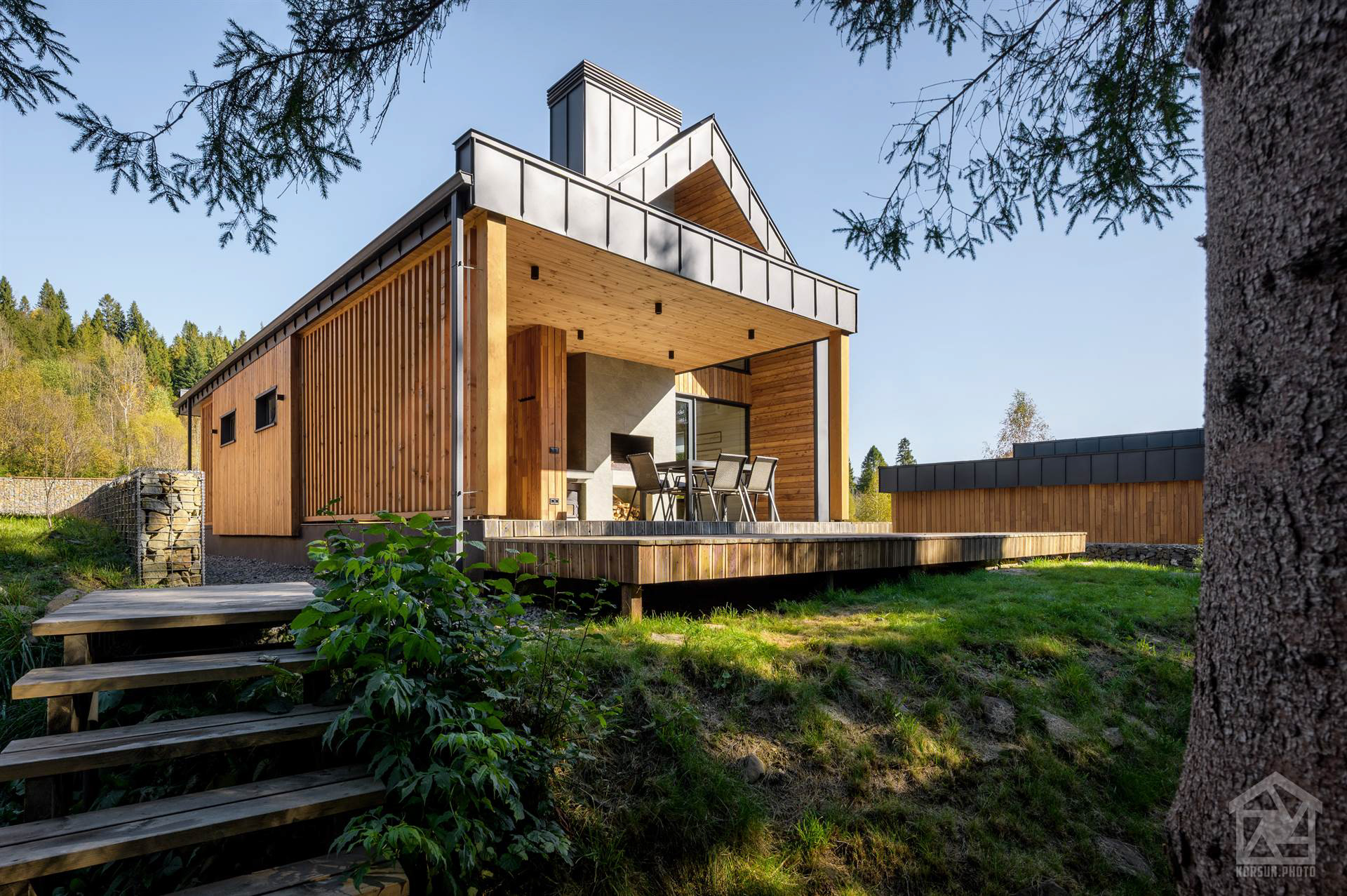 архітектурна зйомка гірського курорту в Карпатах для портфоліо архітектора — архітектурний фотограф в Карпатах