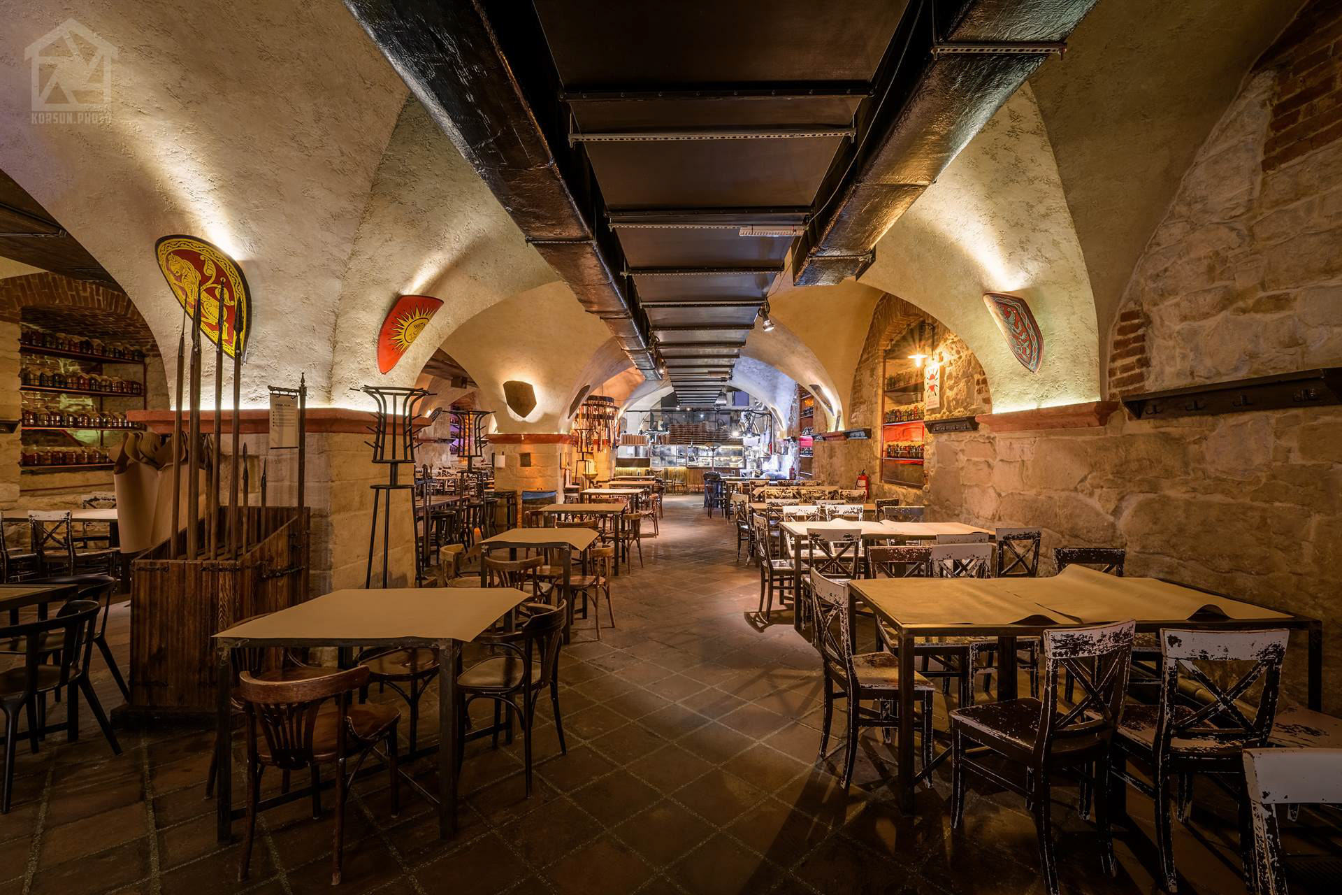 фотографування реберні під львівськім Арсеналом — професійний фотограф архітектури Львів