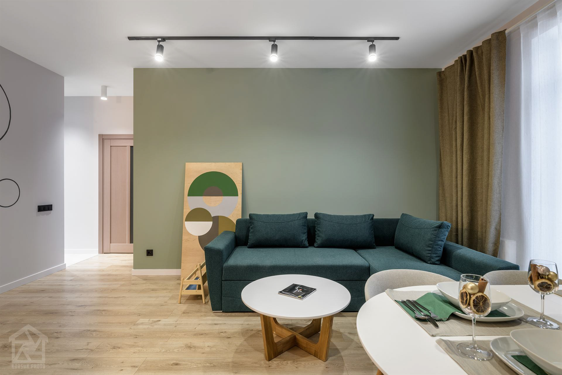 зйомка квартири у скандинавському стилі для продажу - фотограф інтер'єрів та архітектури у Львові