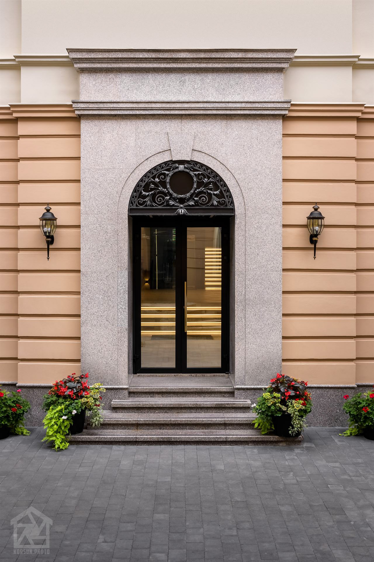 фільмування архітектури офісного центру для каталогу компанії — фотограф архітектури у Львові