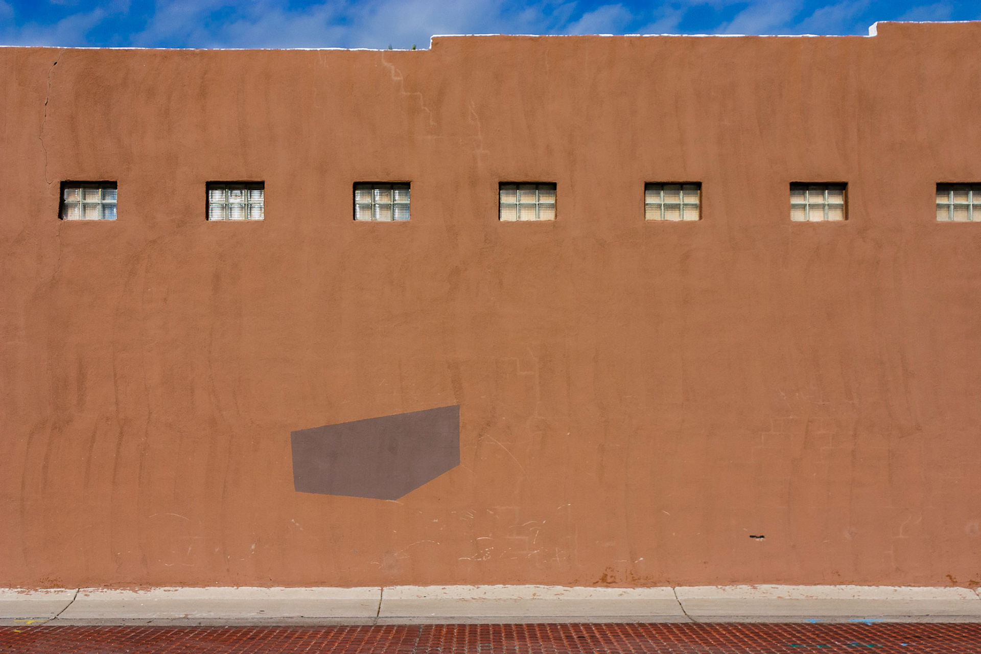 Detag No. 633, 85201; Pigment print; 20 x 30 inches; © 2010