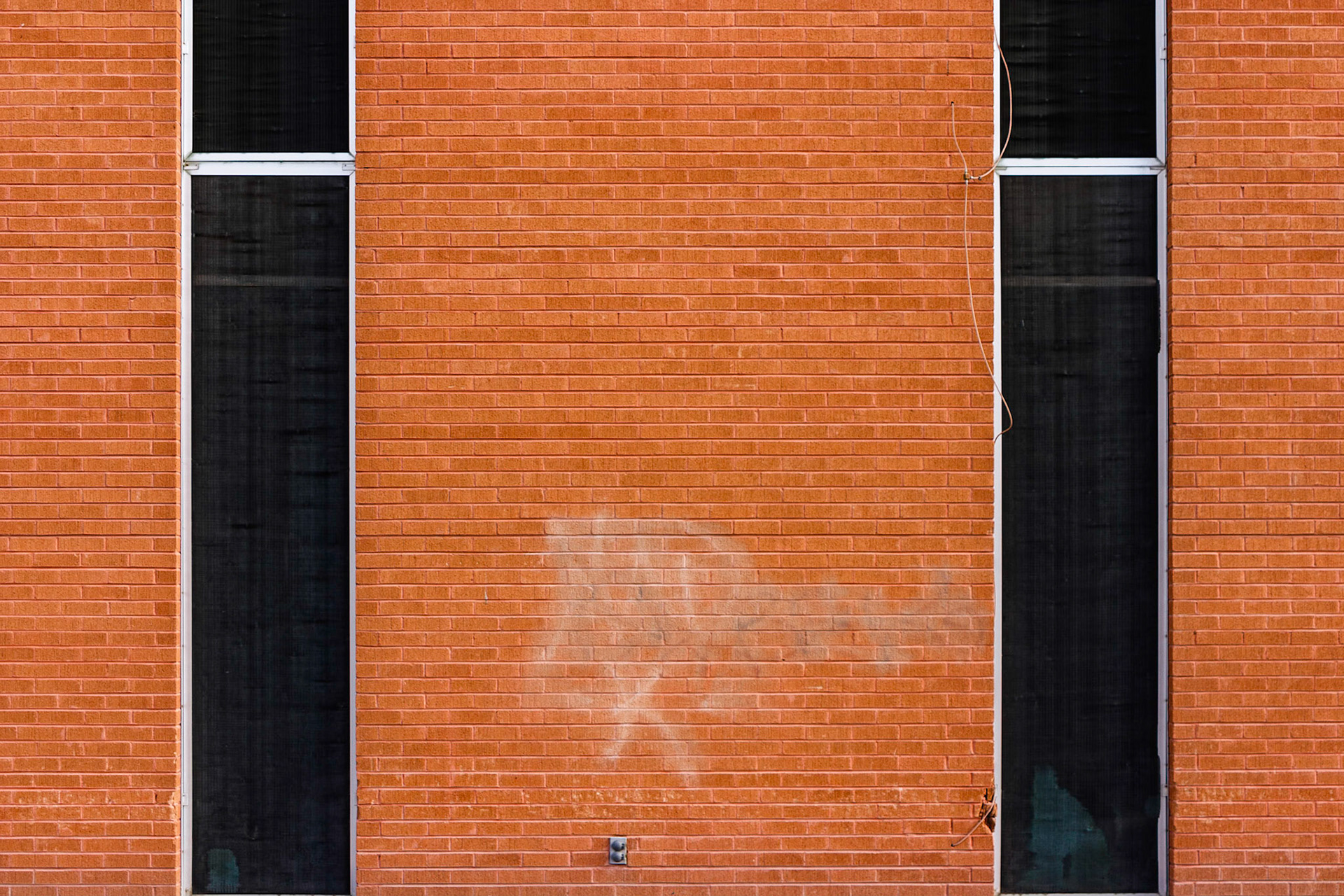 Detag No. 625, 85201; Pigment print; 20 x 30 inches; © 2010