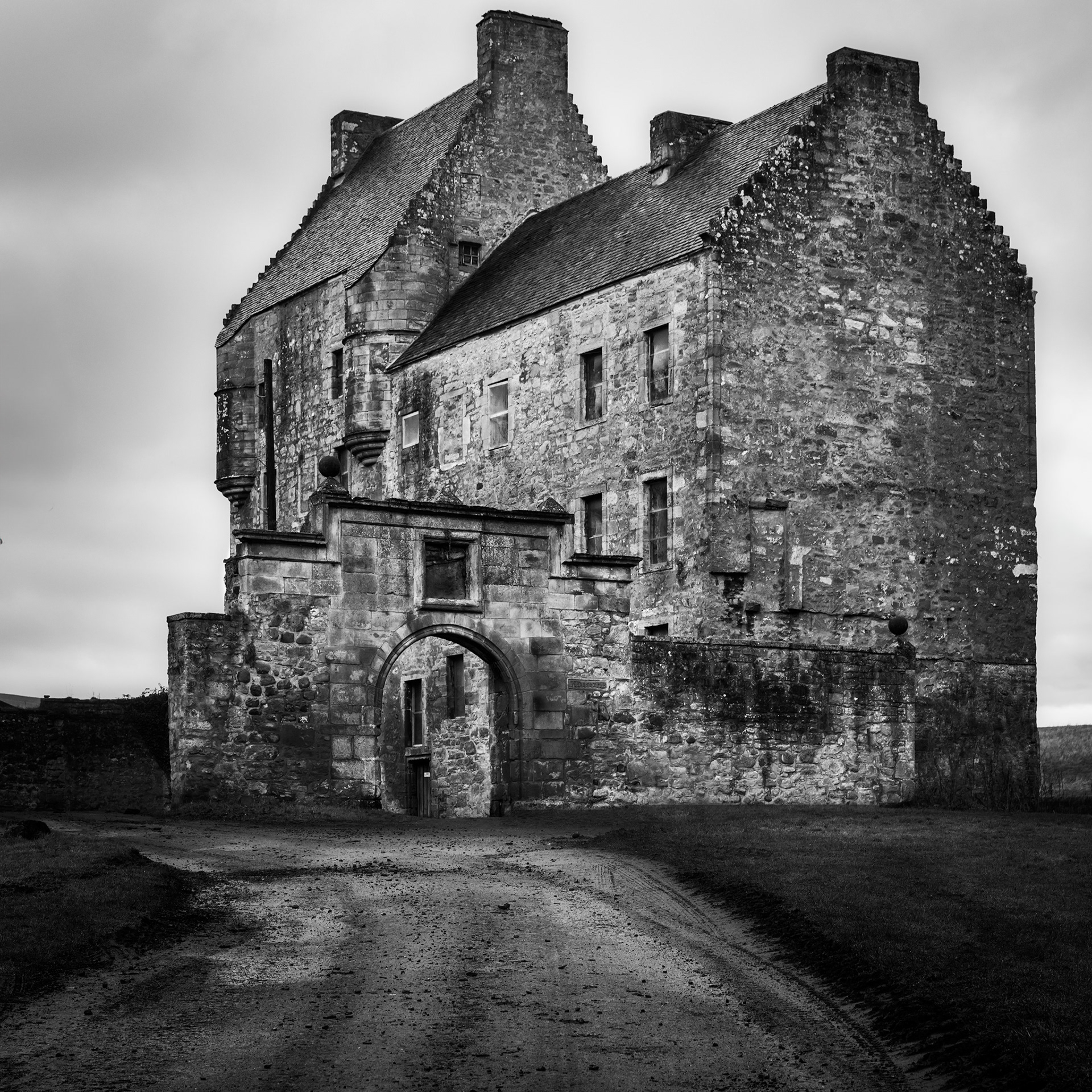Lallybroch from Outlander, Midhope Castle