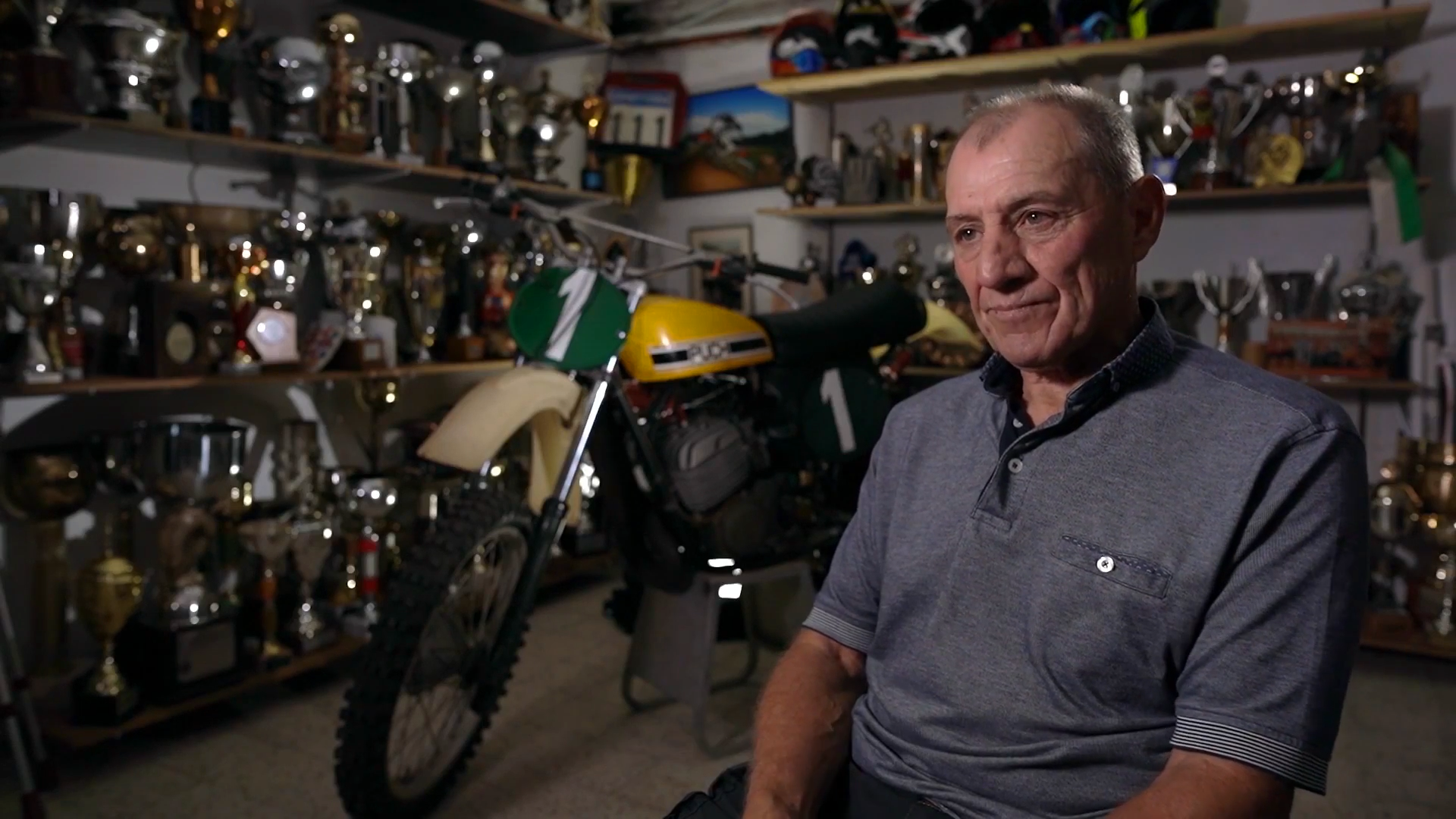 DP - MX World S01 - Redbull