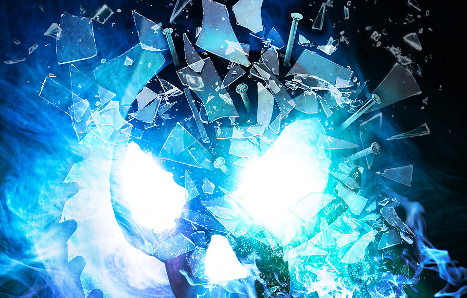 Killswitch Engage / Revolver "25 Years" Magazine Alt Cover - Cover, Skateboard, Shirt and Vinyl Slip Mat / Revolver Magazine