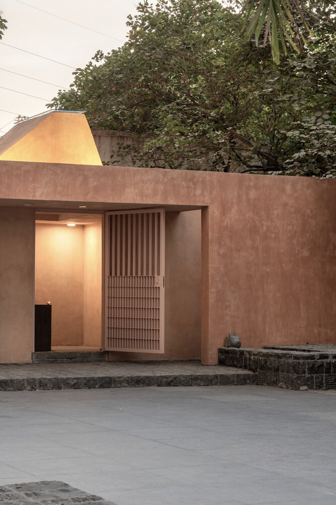 TEMPLE EXTERIOR - Photography: © Abhishek Chavhan - Architectural captures