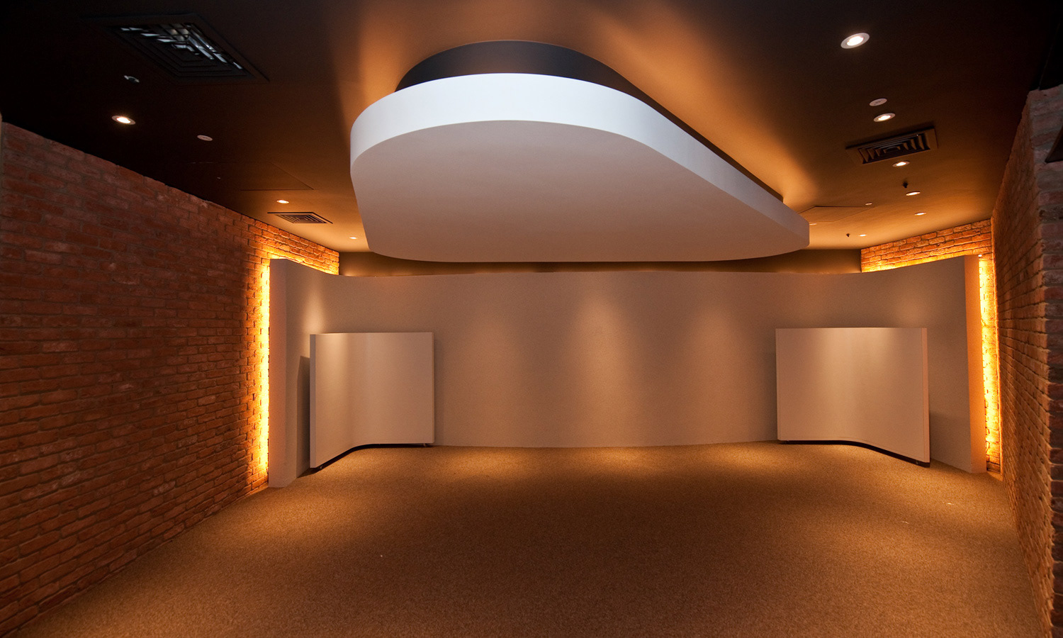 STRATFORD CITY MULTIFAITH SPACE - Photography: © WAM DESIGN