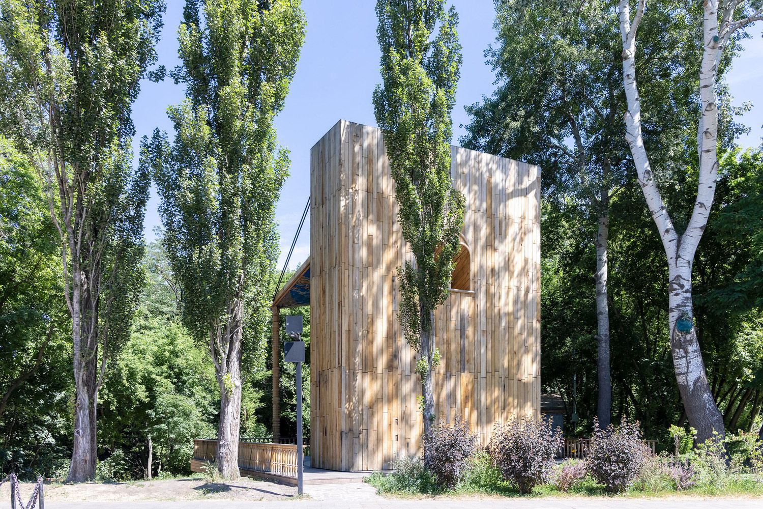 SYNAGOGUE Exterior - Photography: © Iwan Baan