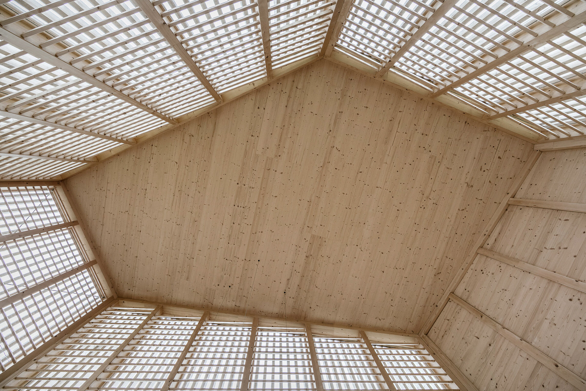 Chapel Interior - Photography: © Albrecht Imanuel Schnabel