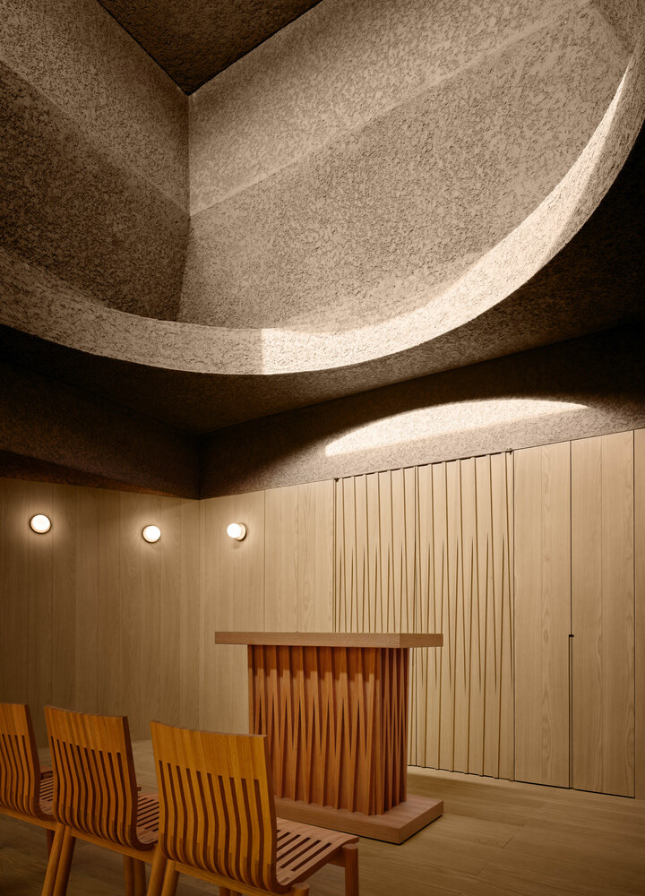 SYNAGOGUE INTERIOR - Photography: © Dror Baldinger & Arwa Alhati