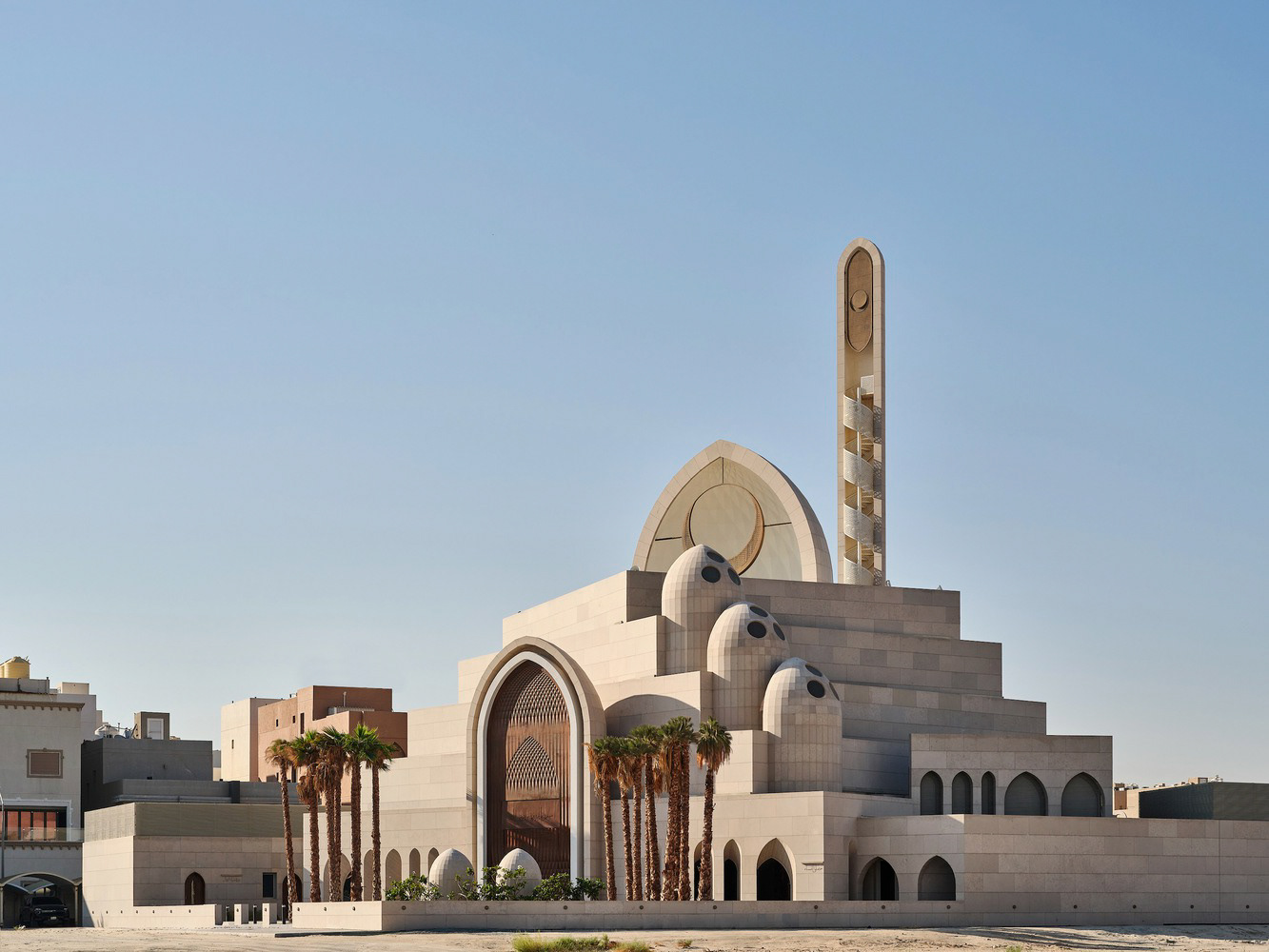 MOSQUE EXTERIOR - Photography: © Mohammed Alsaad & Nasser Alomairi