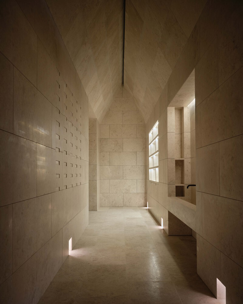SYNAGOGUE INTERIOR - Photography: © Dror Baldinger & Arwa Alhati
