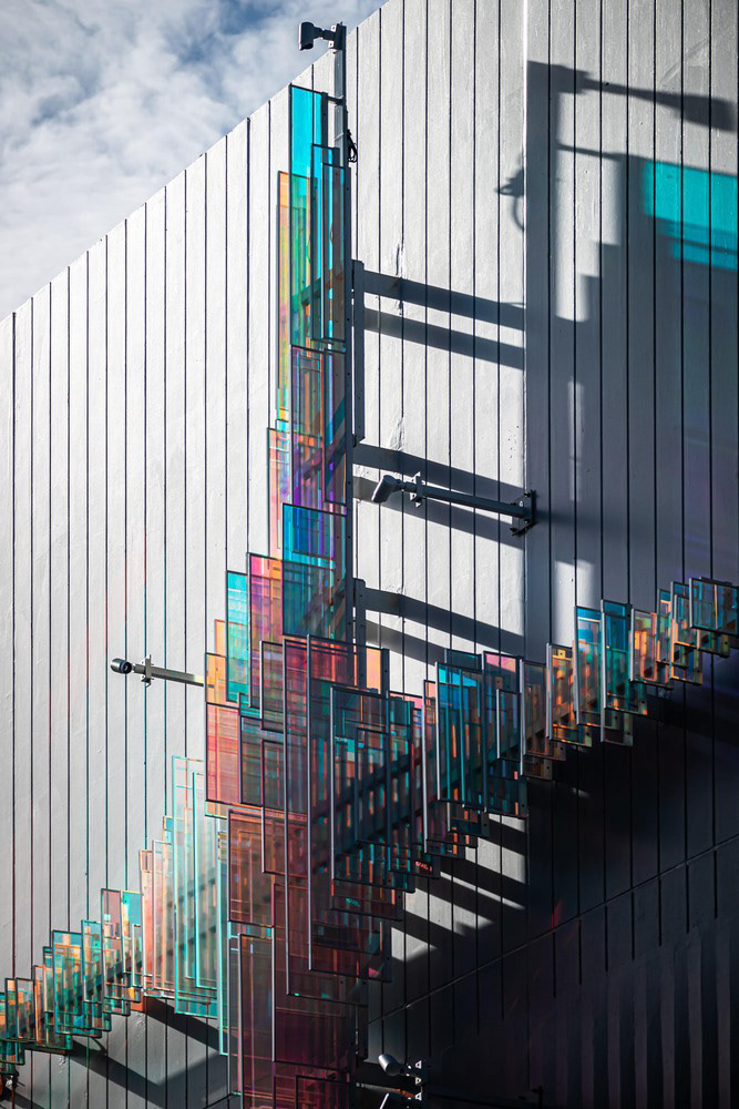 Crucifix Detail Exterior - Photography: © SPACESHIFT STUDIO