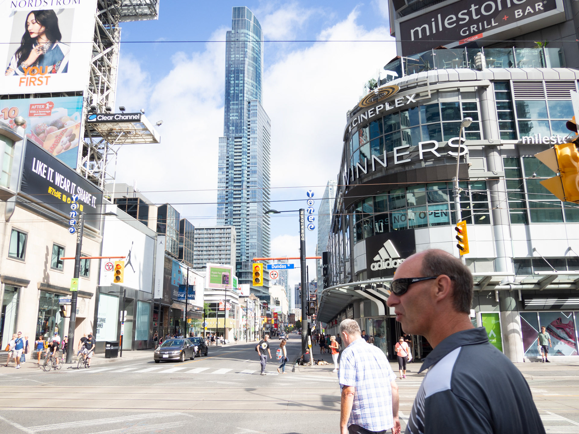 Yonge-Dundas