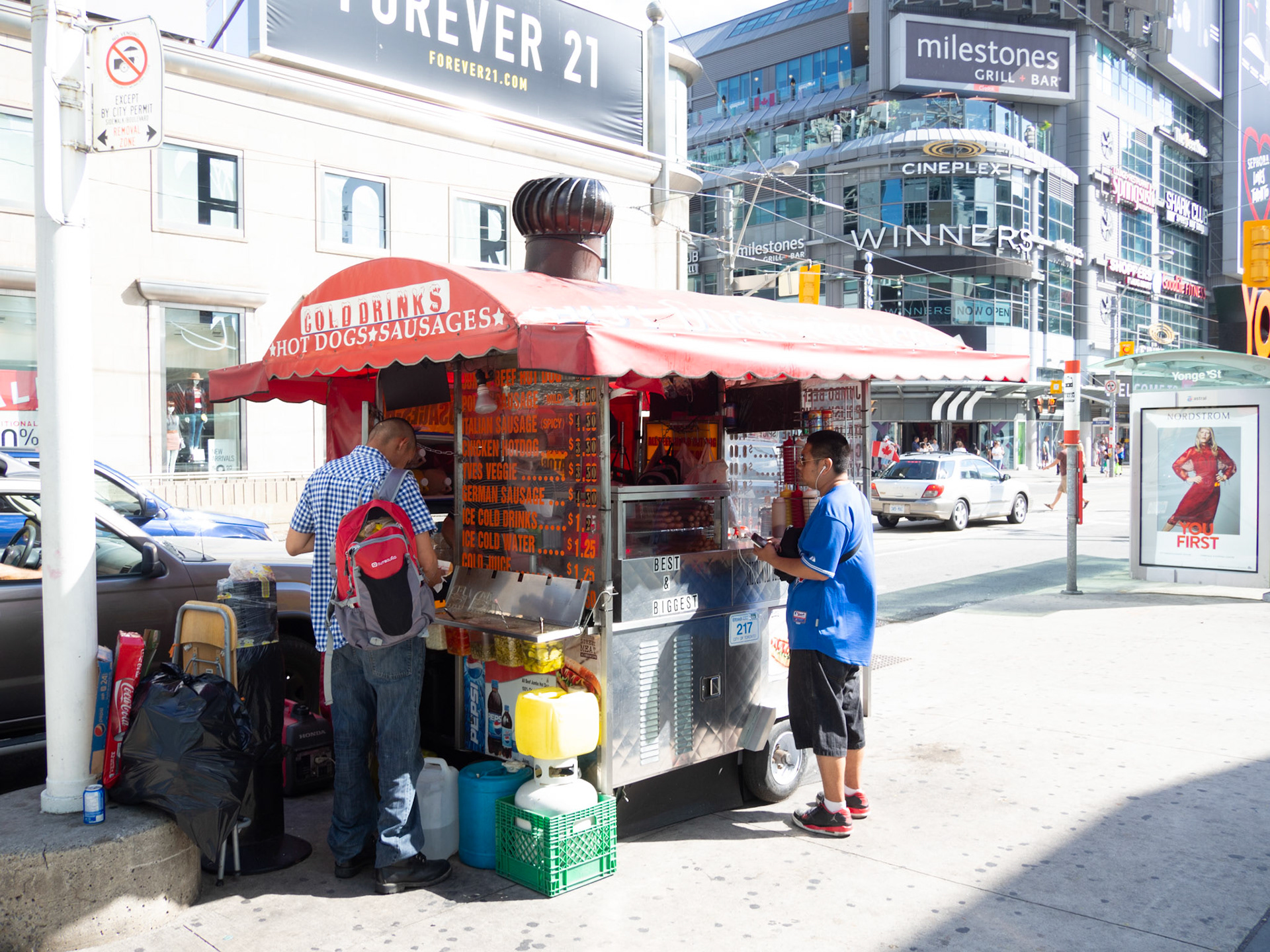 Yonge-Dundas