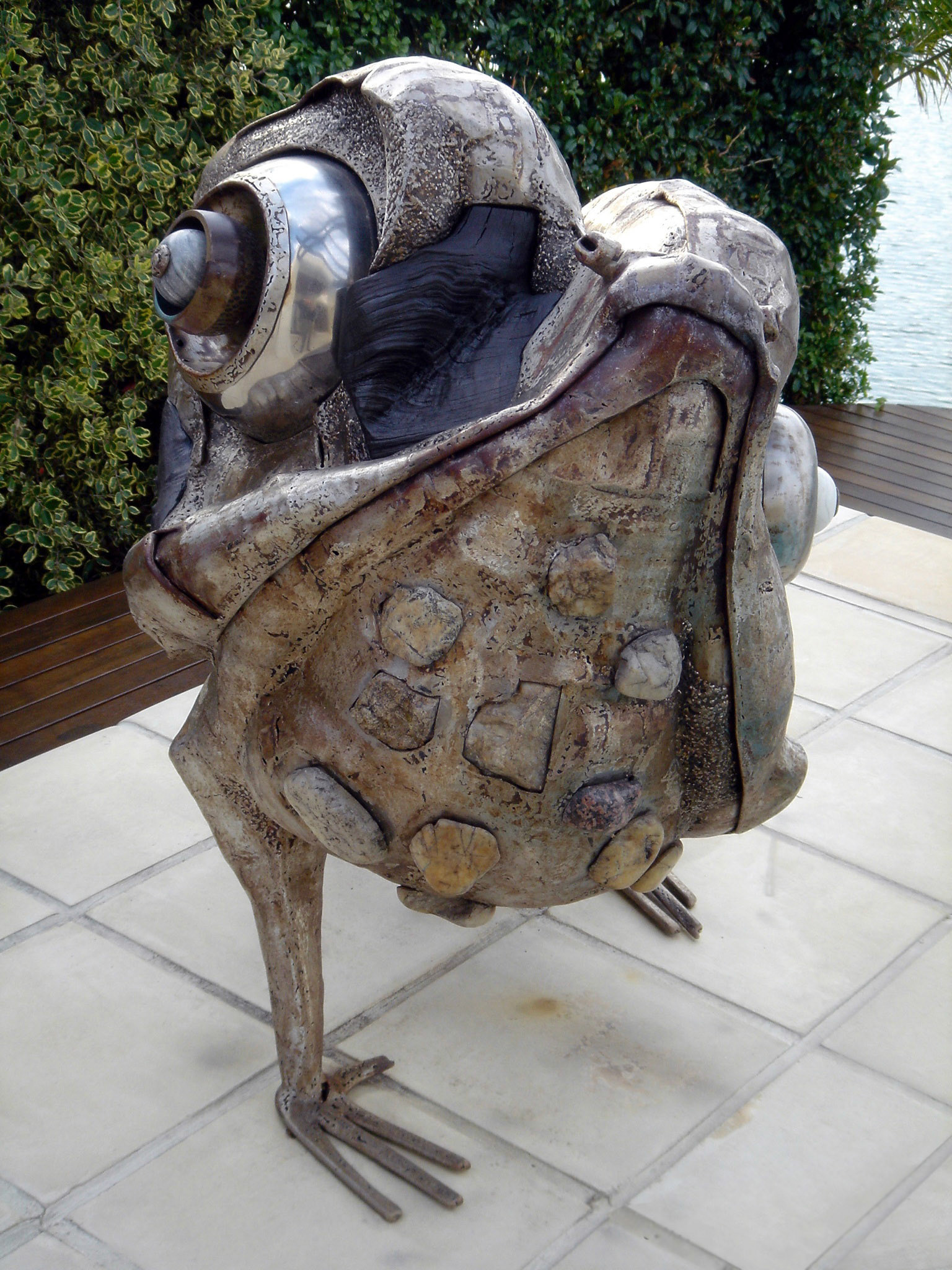 CAINTOAD ( stainless-steel, stone, brass &amp; wood )