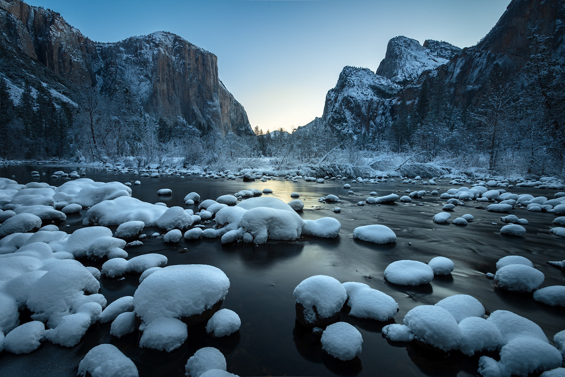 Blue Hour, Valley View