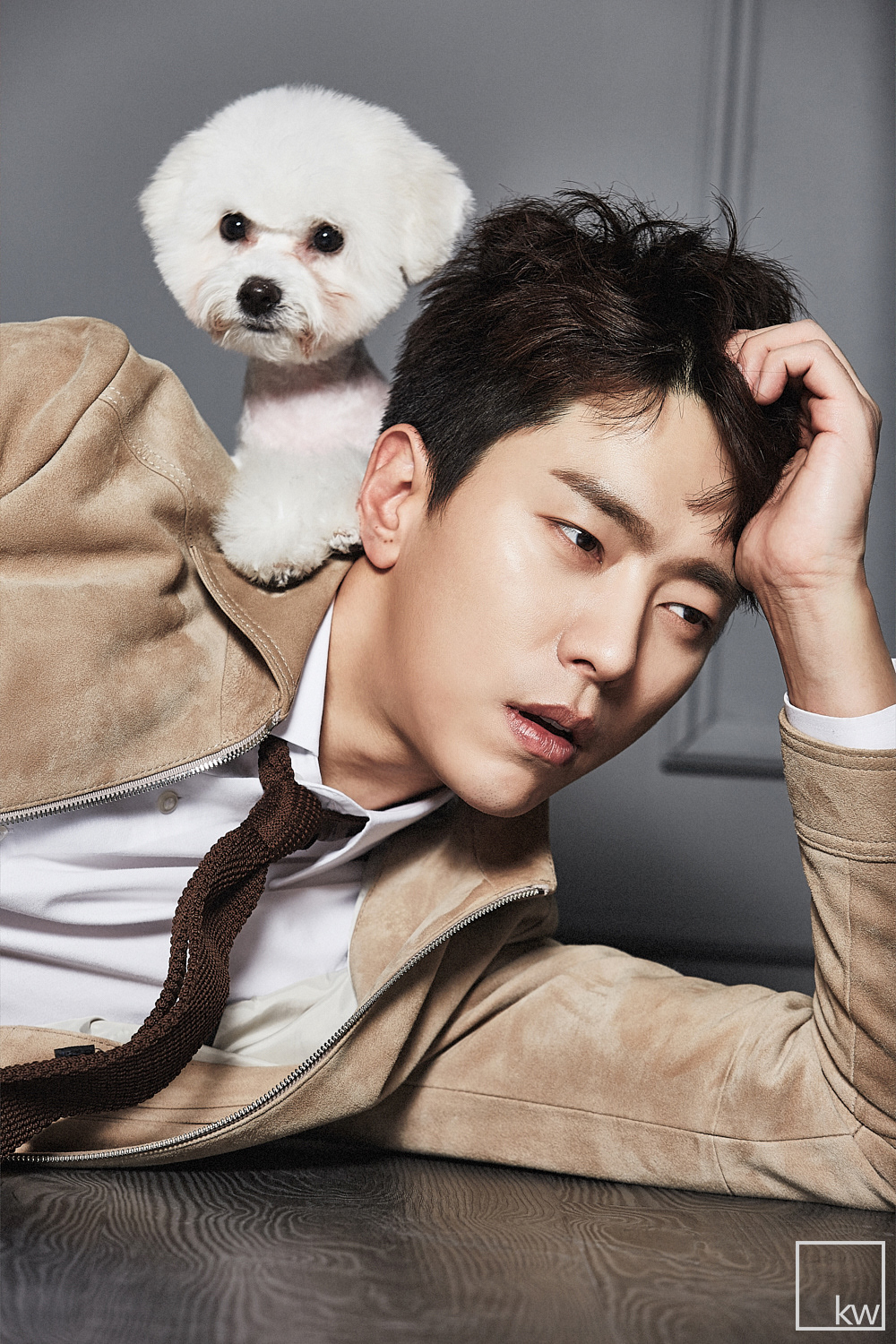 Life and Dogue, Yoon HyunMin