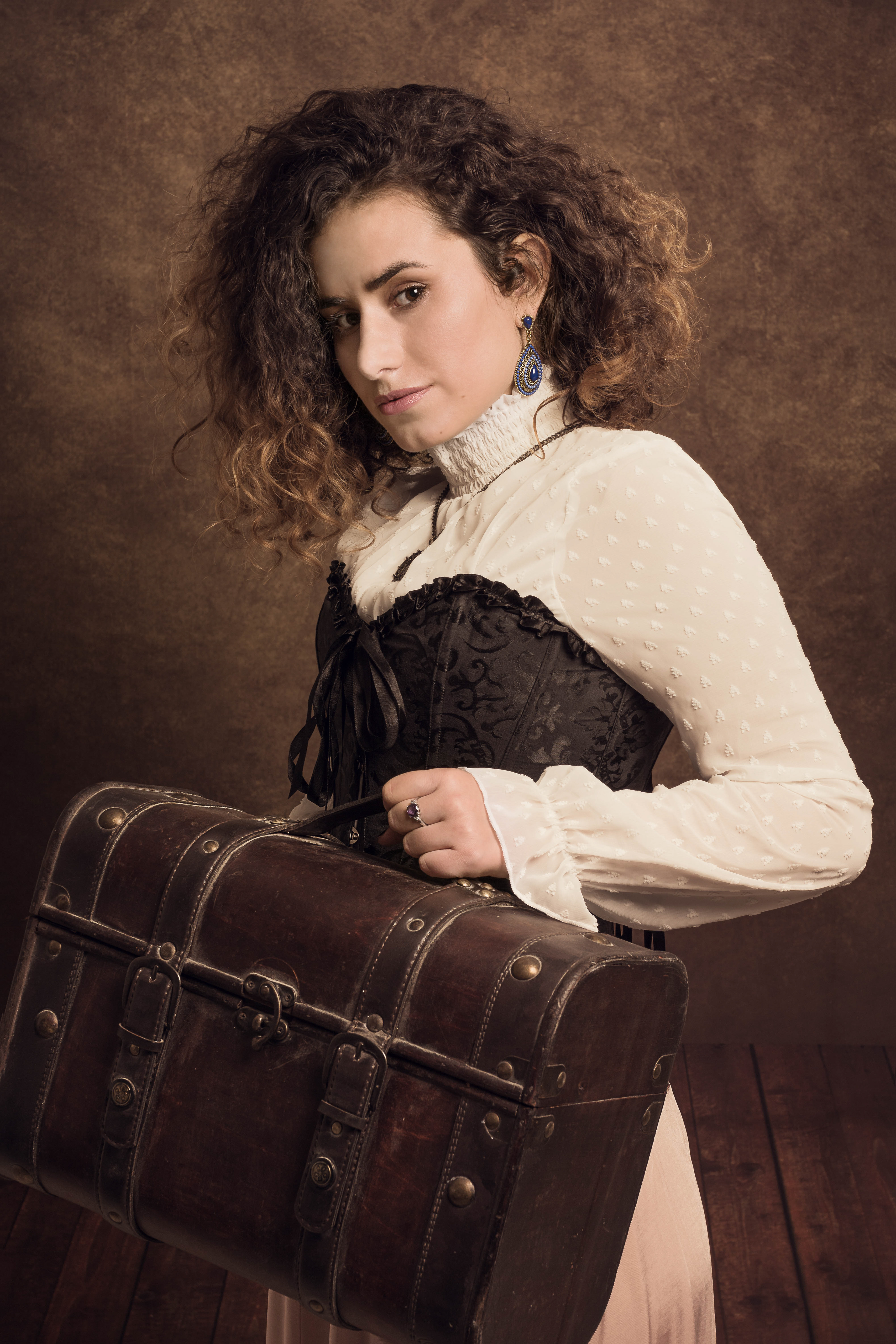 The travel damsel