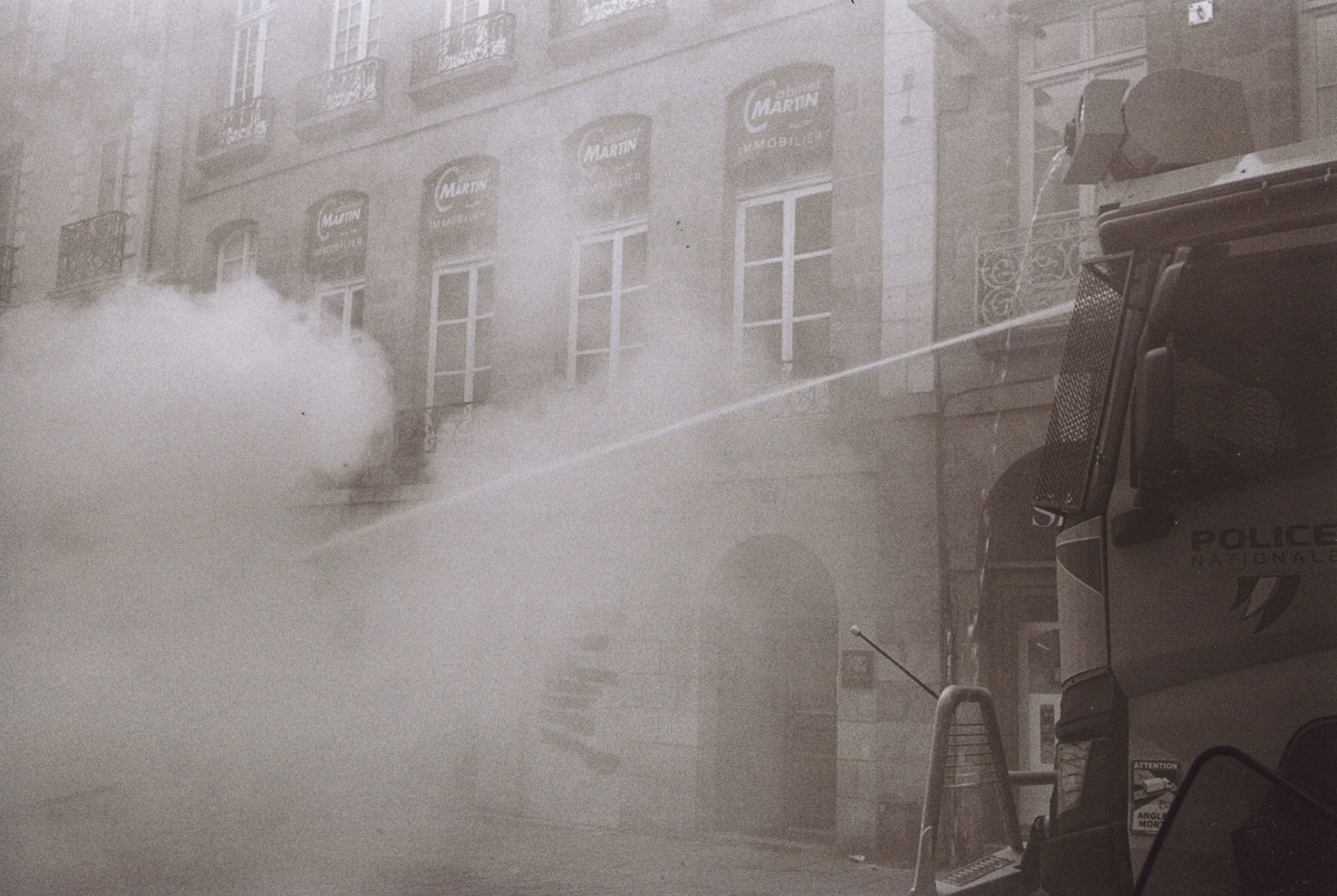 Série de photographies argentique, documentaire mouvement sociaux, manifestation,, 28 mars 2023, Rennes © Elsa Tessier