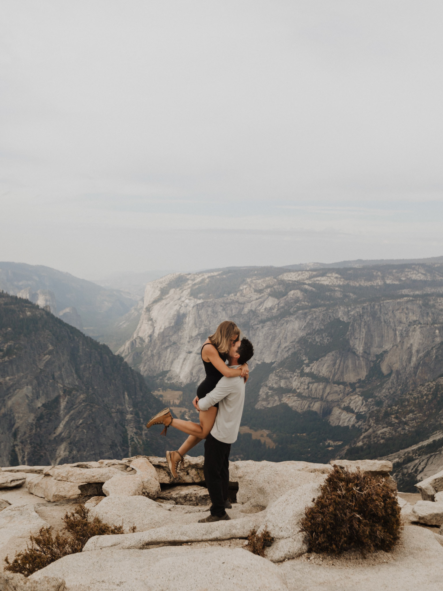 yosemite engagement photographer
