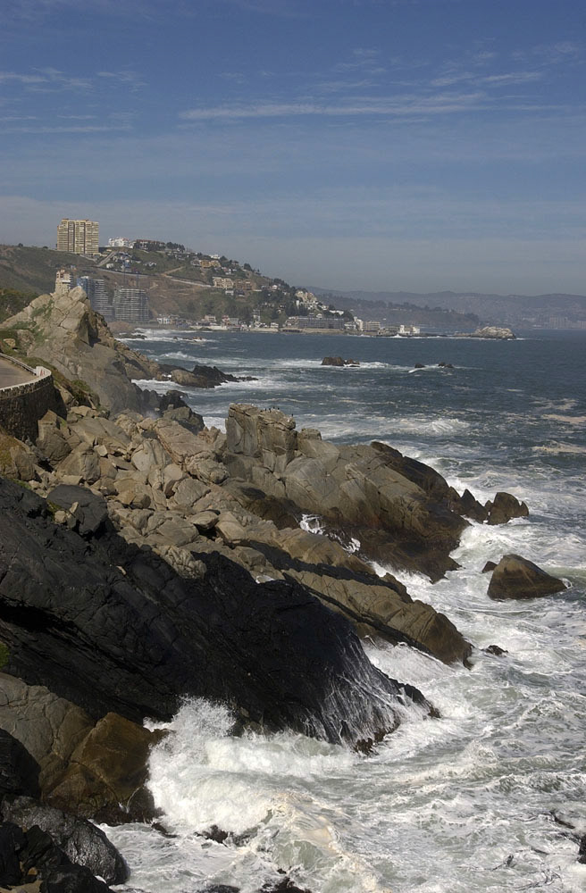 [#Beginning of Shooting Data Section]
Nikon D1H
2002/08/10 09:15:22.2
JPEG (8-bit) Fine
Image Size:  2000 x 1312
Color
Lens: 17-35mm f/2.8-2.8
Focal Length: 30mm
Exposure Mode: Programmed Auto*
Metering Mode: Multi-Pattern
1/1250 sec - f/6.7
Exposure Comp.: 0 EV
Sensitivity: ISO 200
White Balance: Direct sunlight
AF Mode: AF-C
Tone Comp: Less Contrast
Flash Sync Mode: Not Attached
Color Mode: Mode II (Adobe RGB)
Hue Adjustment: +3
Sharpening: Normal
Noise Reduction: 
Image Description:                                
Camera ID: 
[#End of Shooting Data Section]
