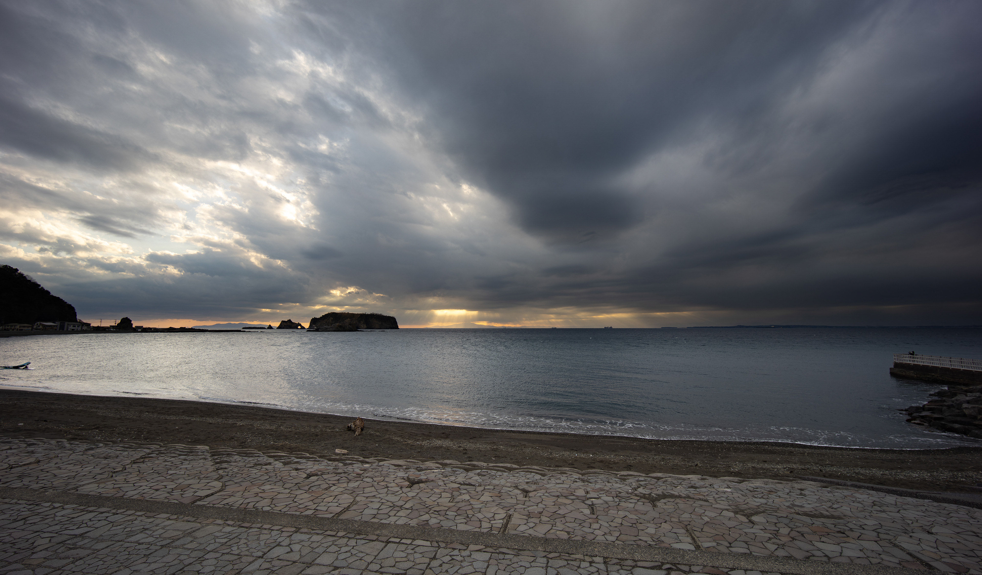 Canon EOS R + RF24-105mm, ISO100 F8 1/200 0EV