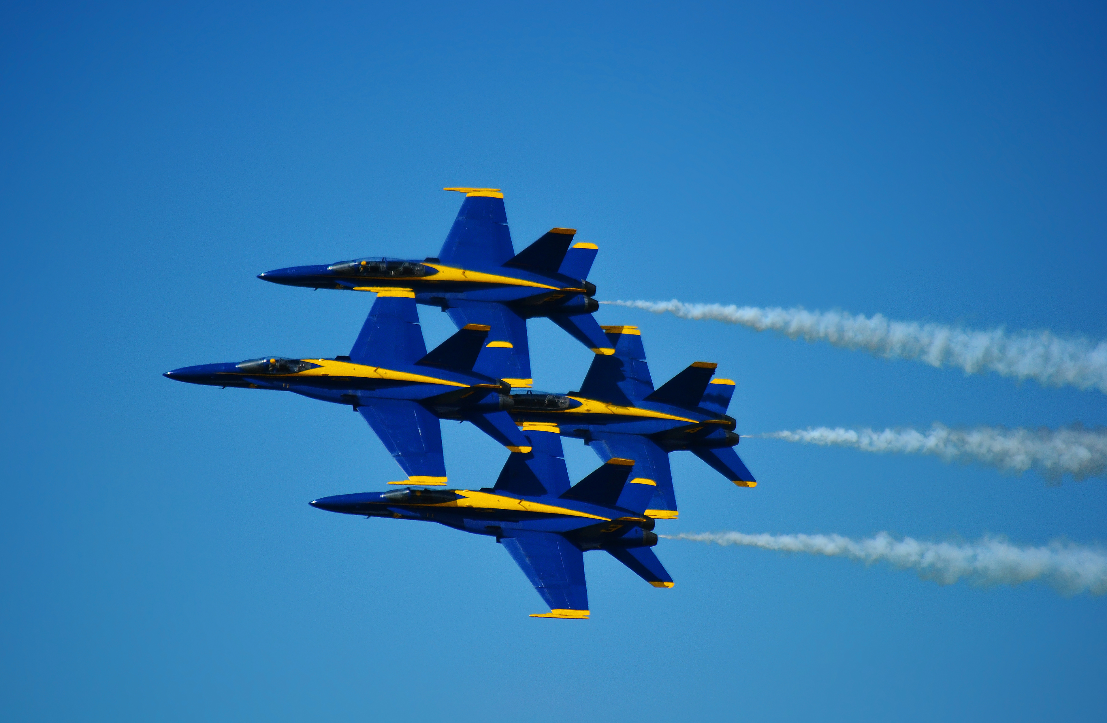 U.S. Navy Blue Angels. Duluth Airshow.