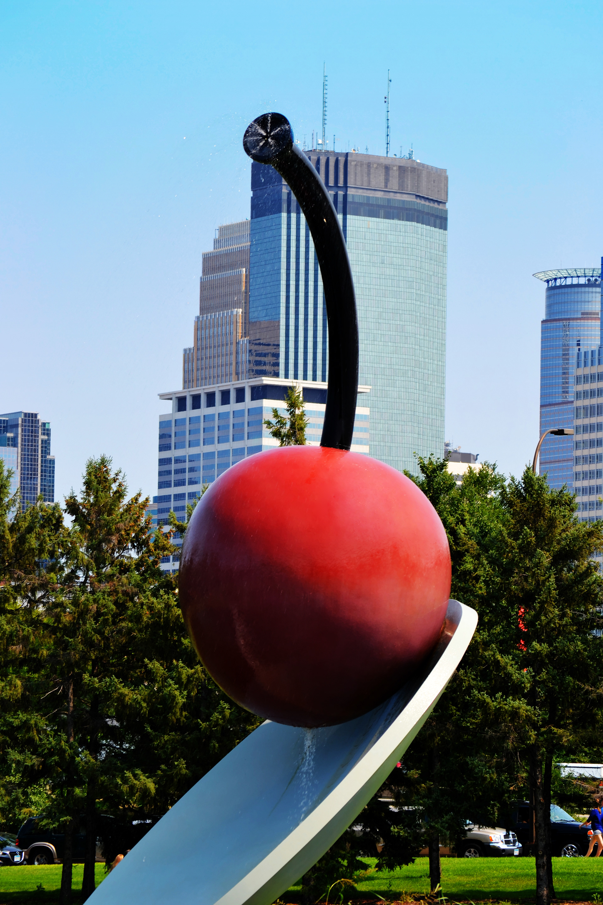 Spoonbridge and Cherry