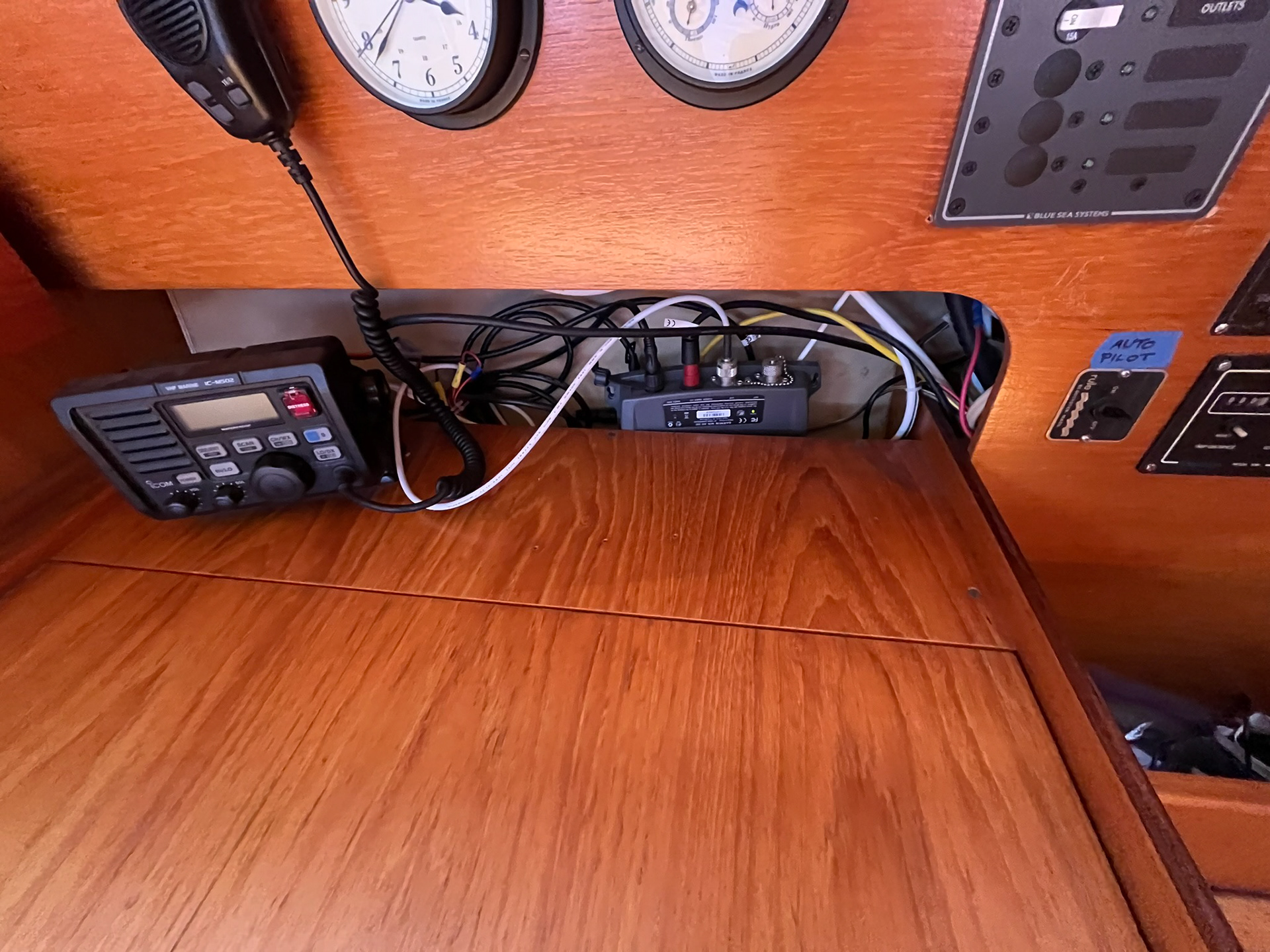 AIS Garmin 300