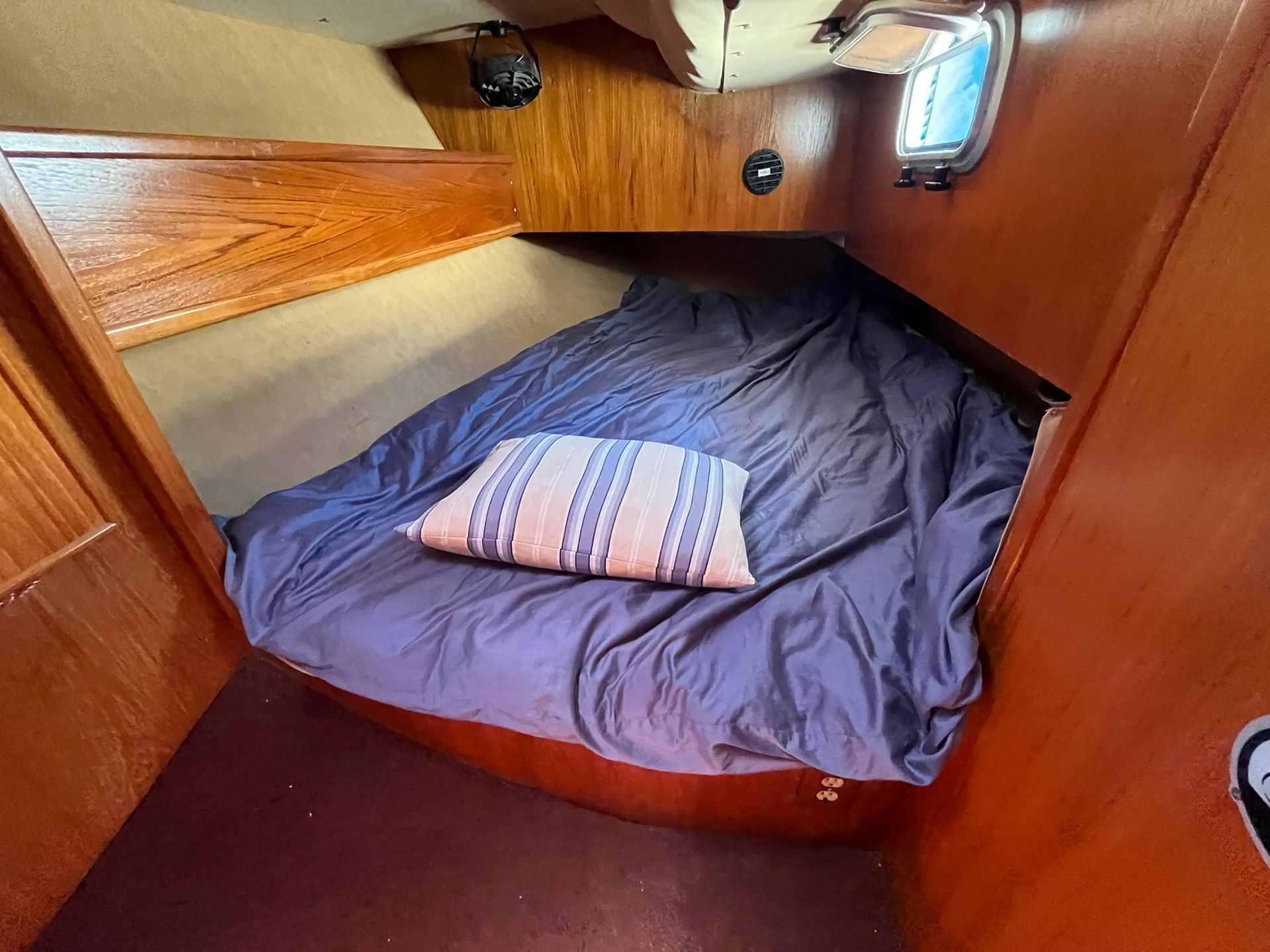 Starboad 1/4 berth