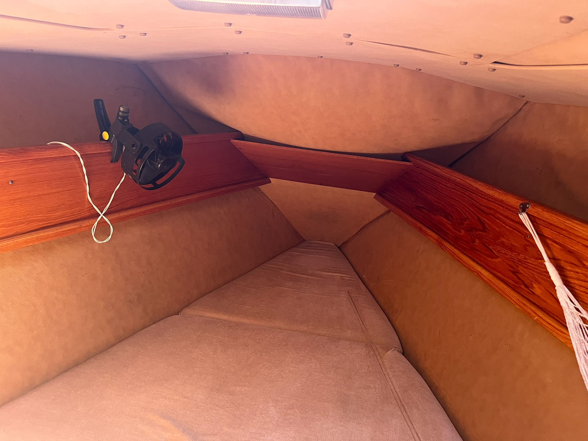 V berth