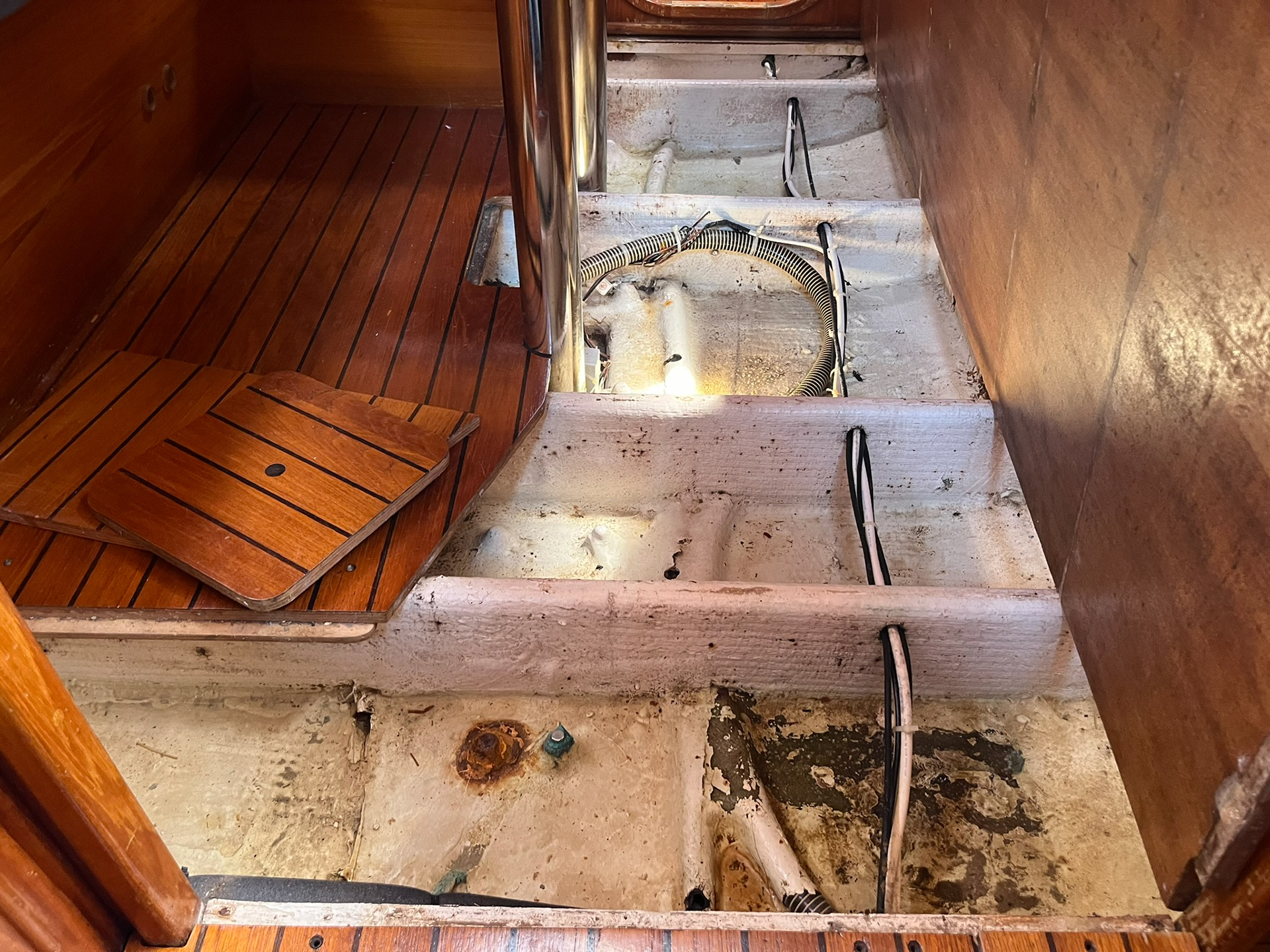 Dry bilge
