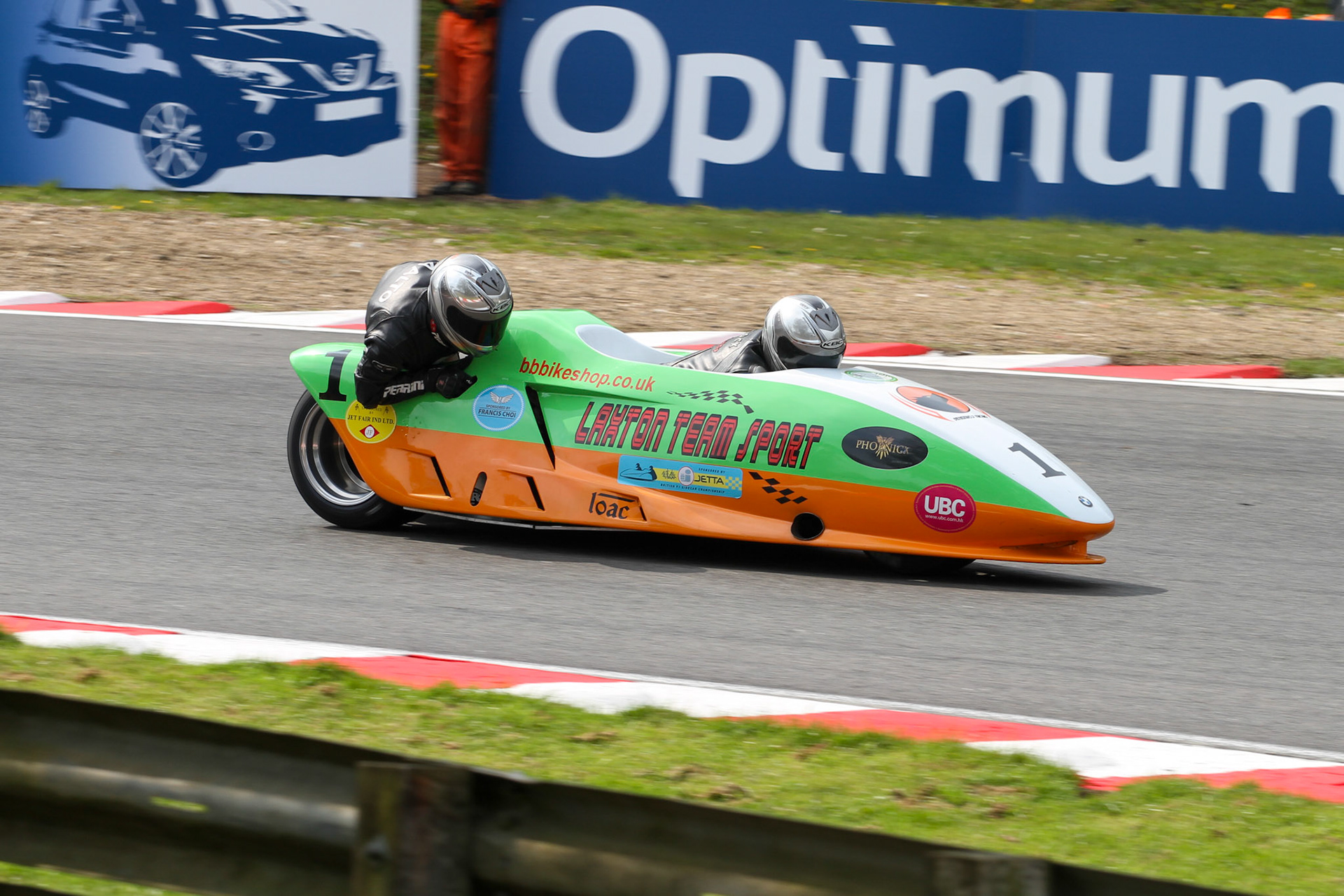 Roger Lovelock, Aki Alto