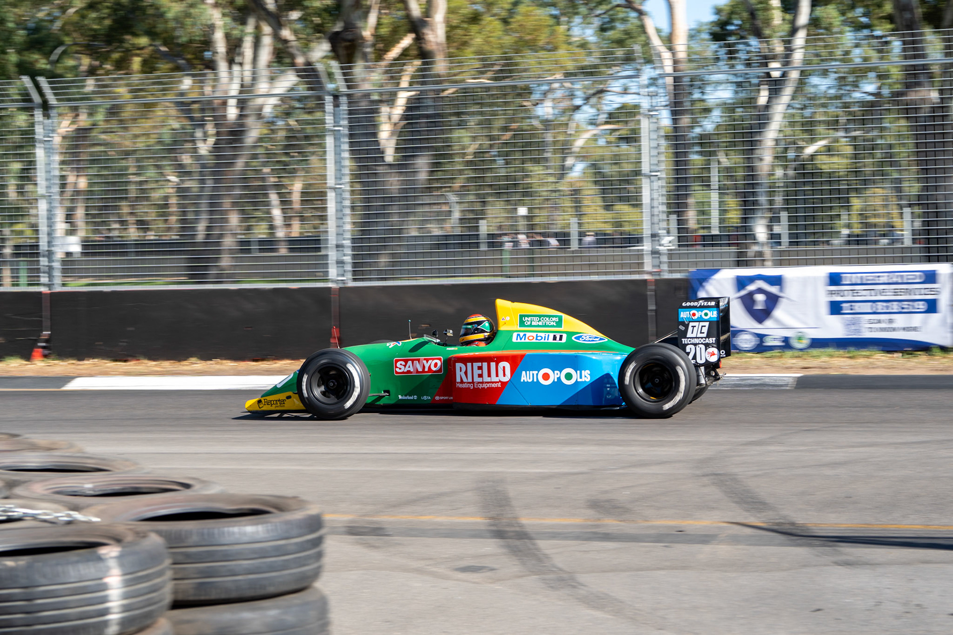 Benetton B190 Ford