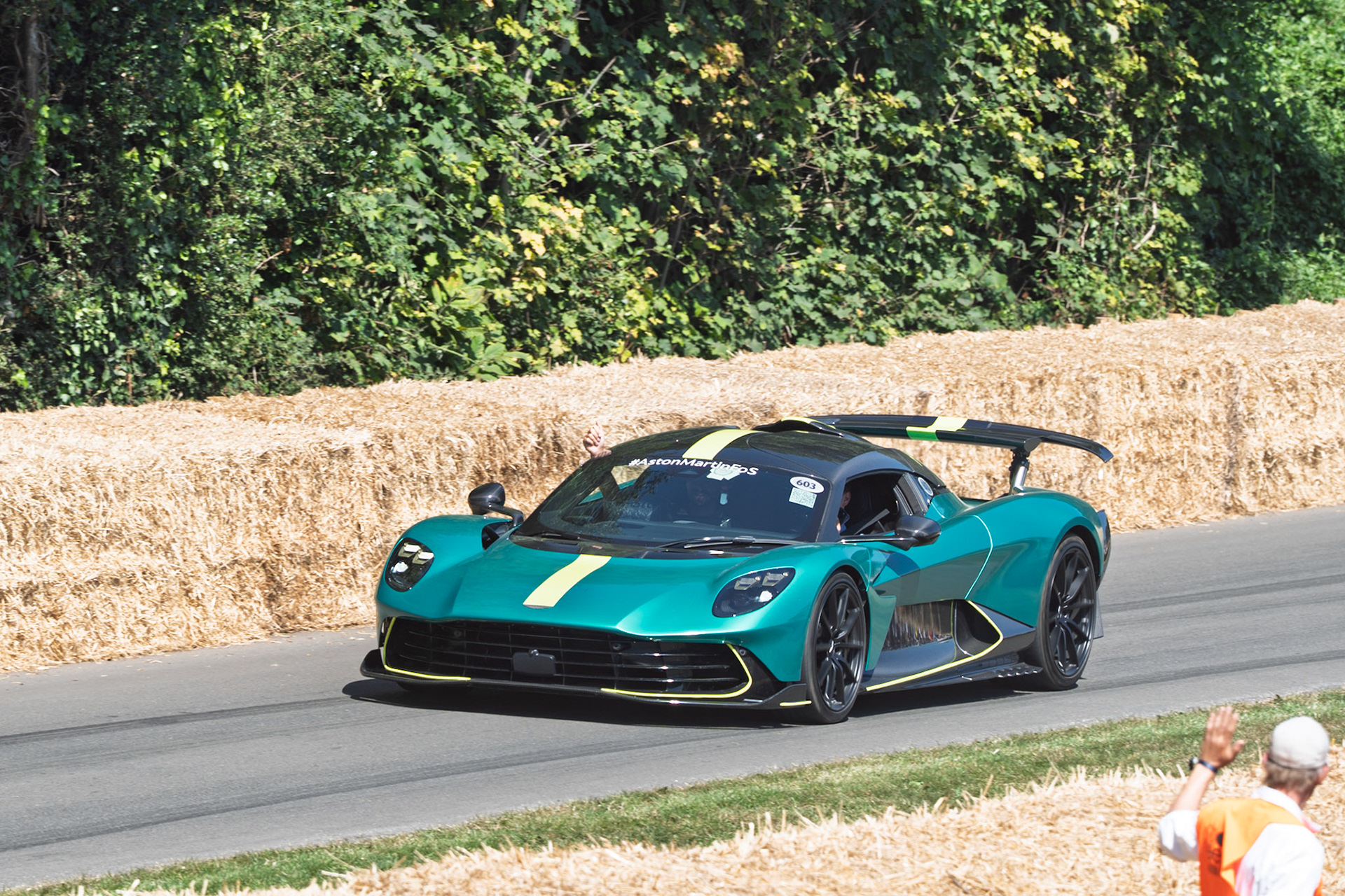 Aston Martin Valhalla