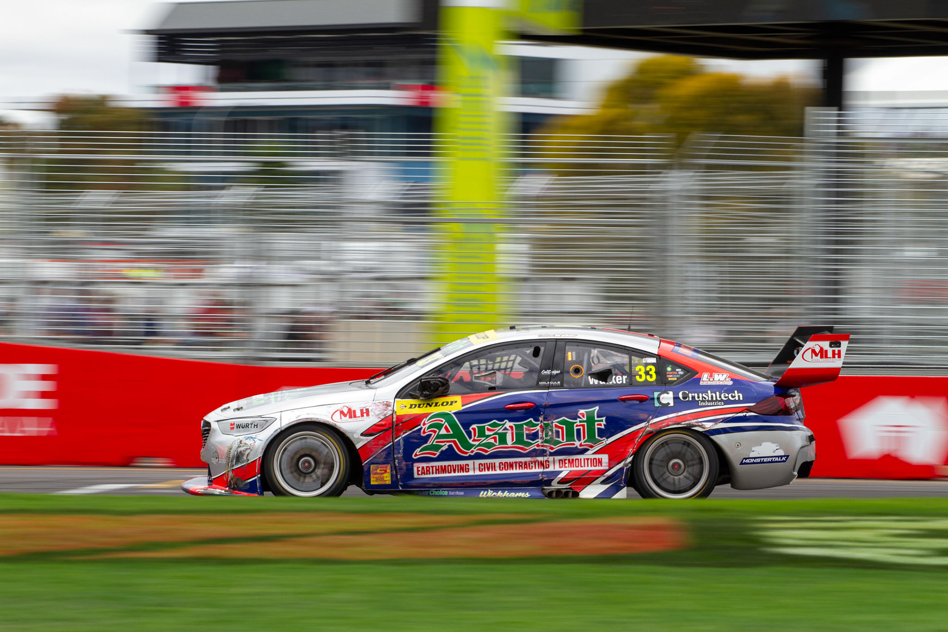 Callum Walker - ZB Commodore