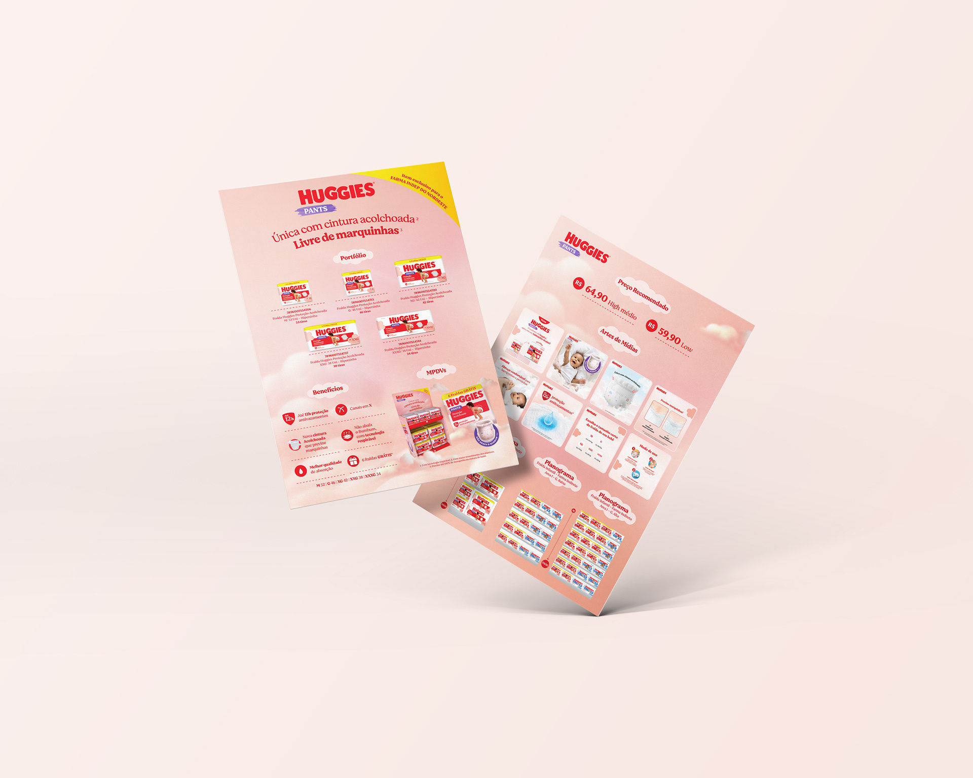Mockup da lâmina de vendas frente e verso da Huggies, com layout em tons suaves de rosa e vermelho, apresentando a inovação da linha Proteção Acolchoada.