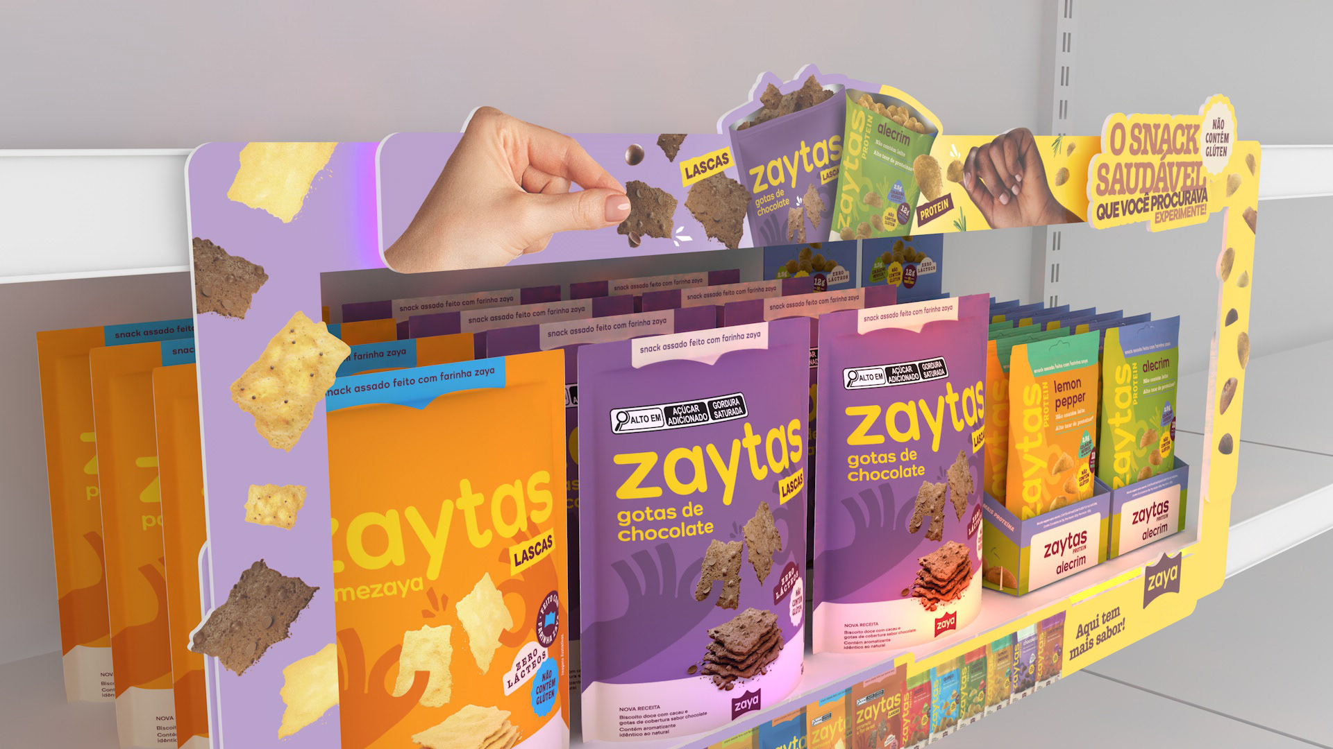 Render 3D em perspectiva da janela de gôndola da Zaya, evidenciando a profundidade da exposição, os produtos organizados e a moldura visual aplicada ao redor da prateleira.
