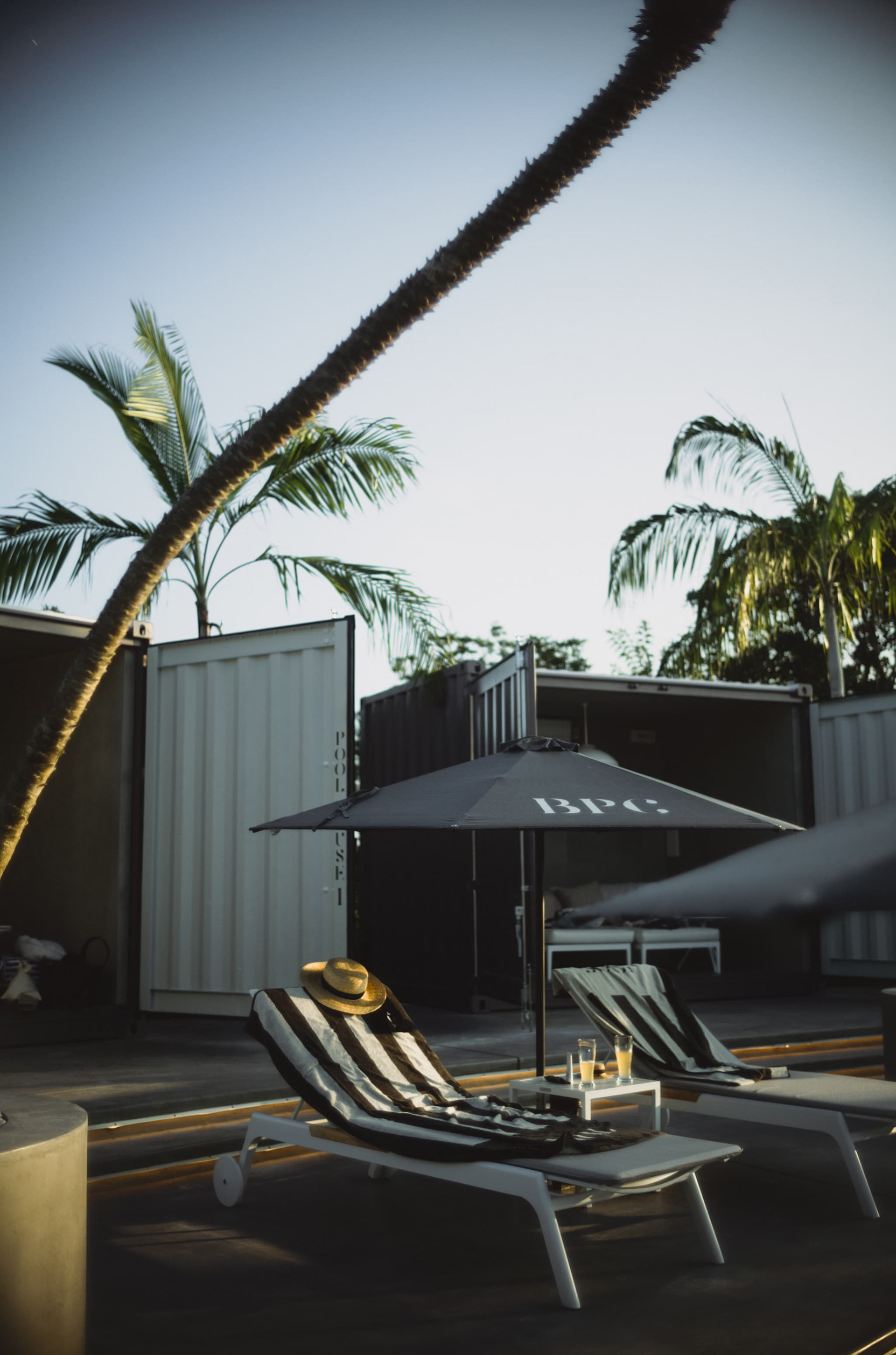 BOTANICAL POOL CLUB