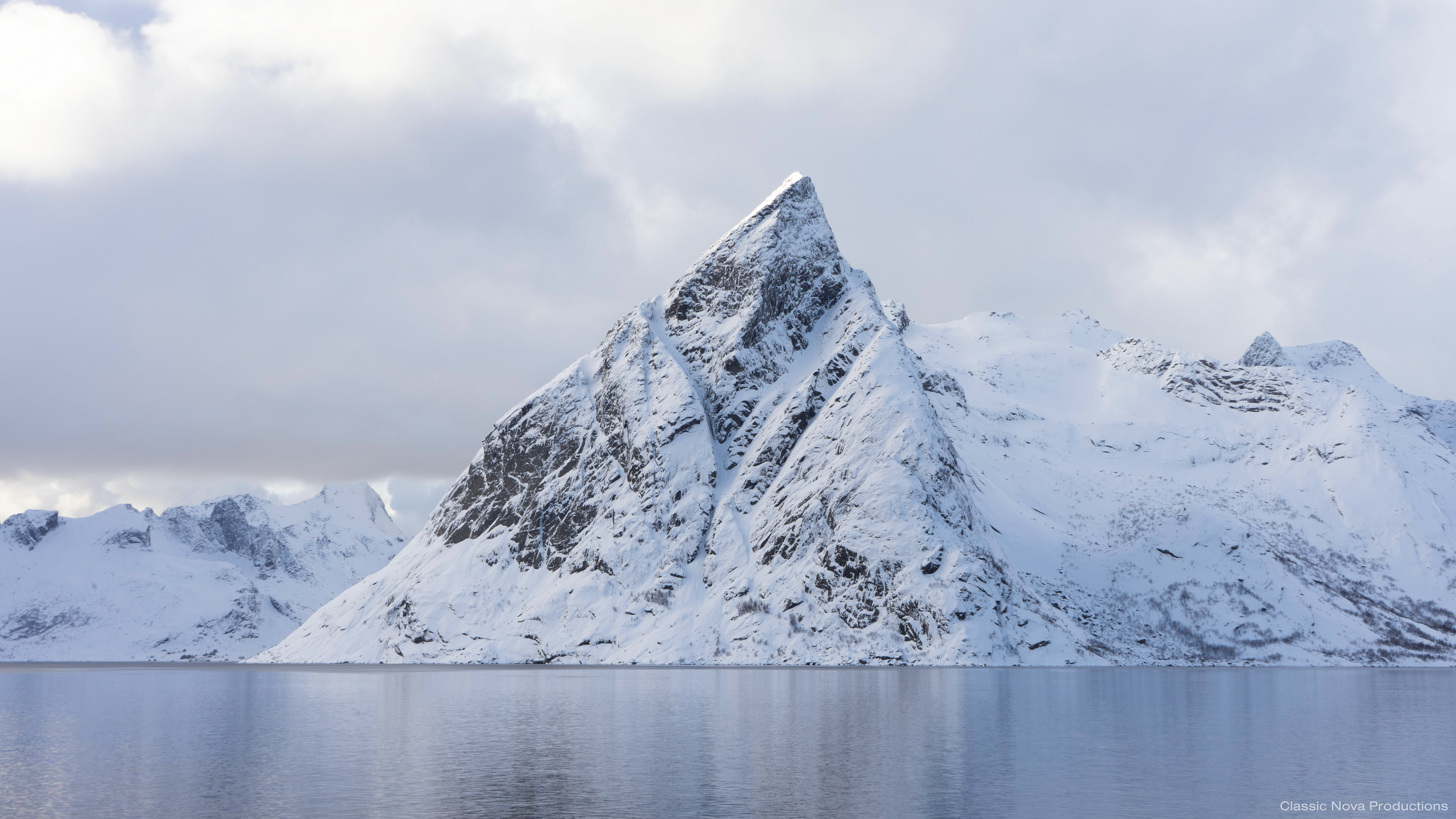 Spine of Aurgelmir - Sakrisoy, Norway
