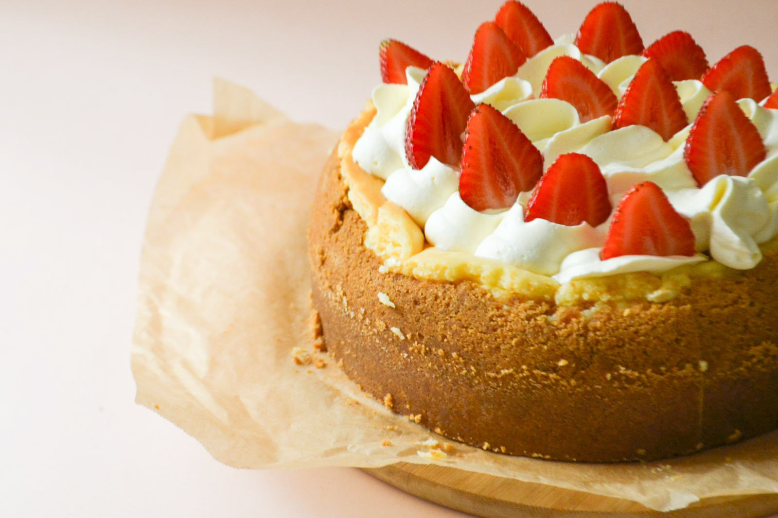 Torta de manteca con frutos de temporada