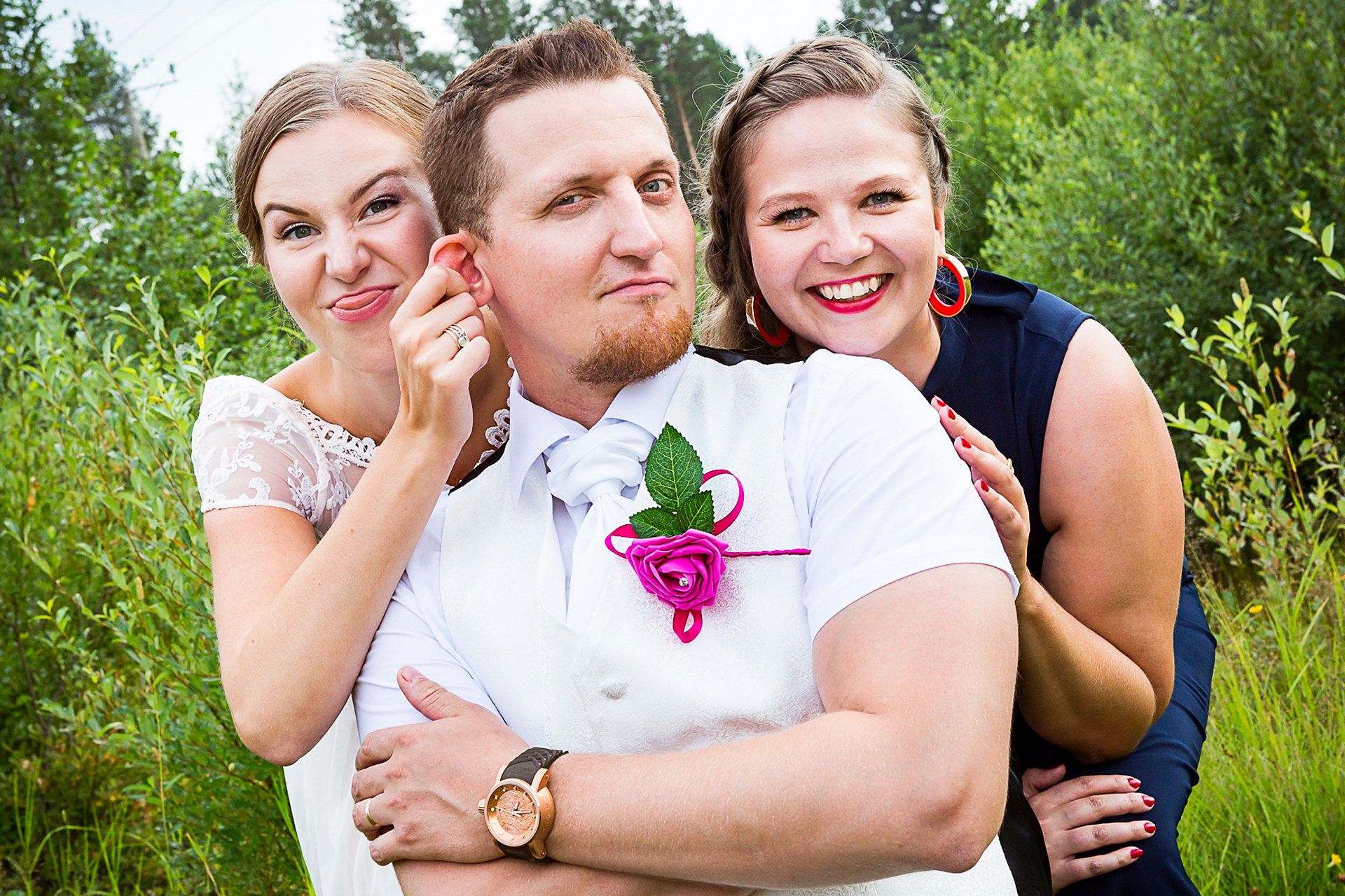 Sulhanen ja siskot