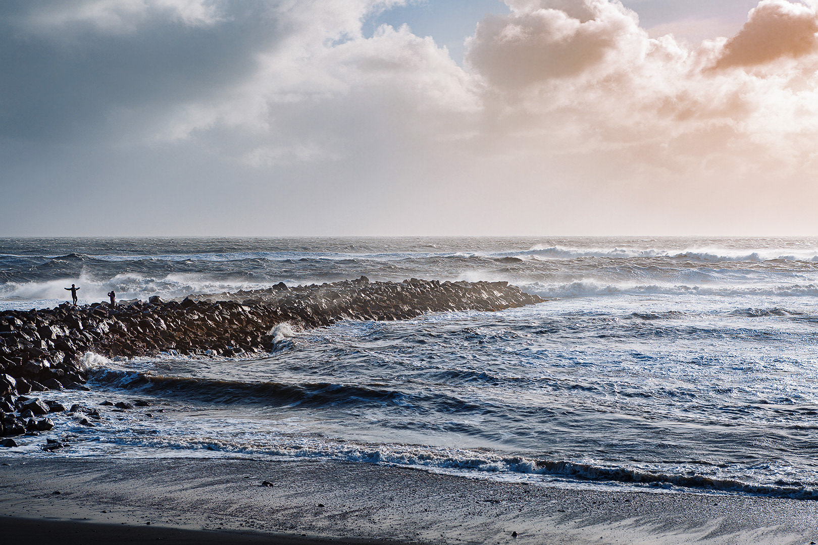 Reynisfjara, Islanti