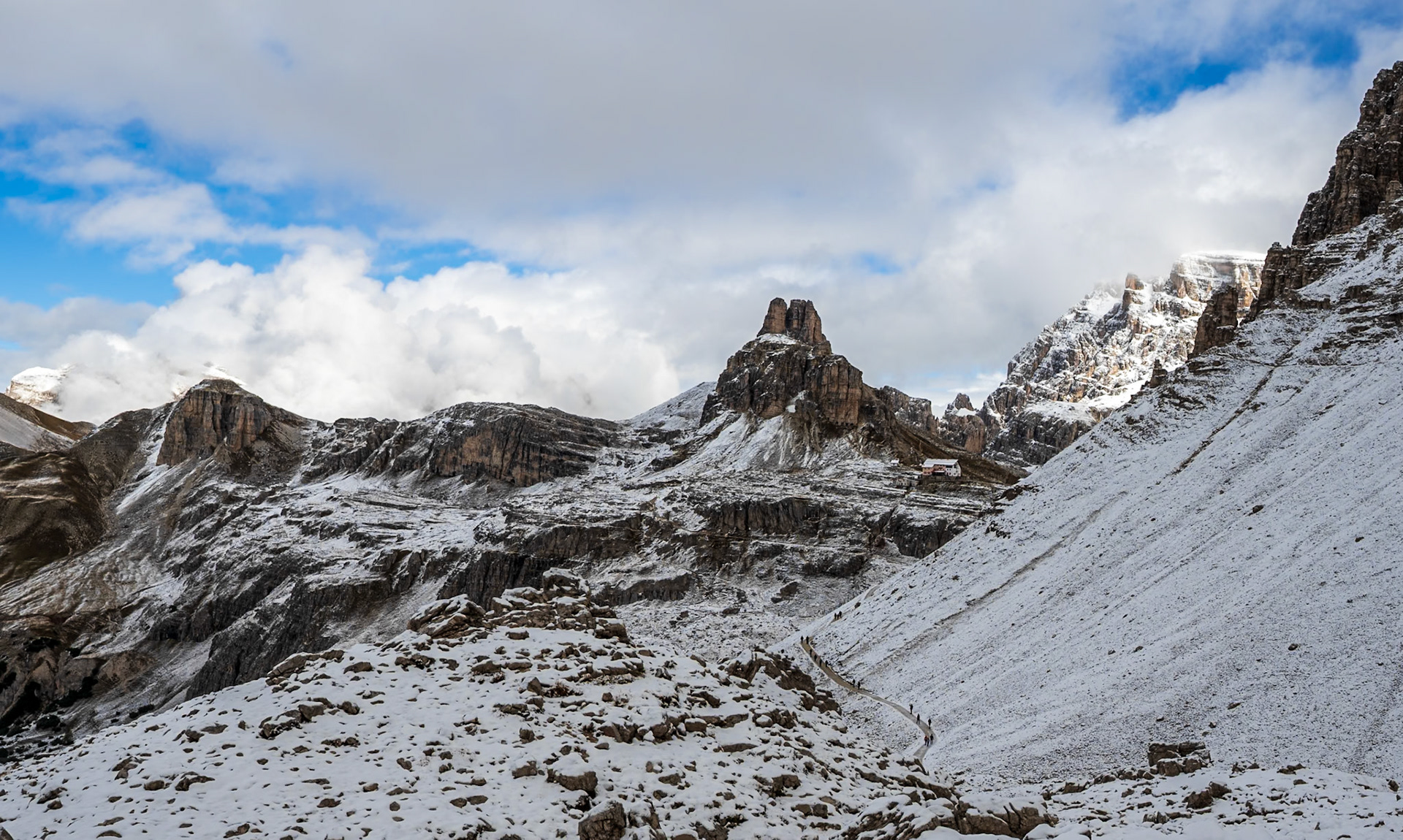 NZ6_0885