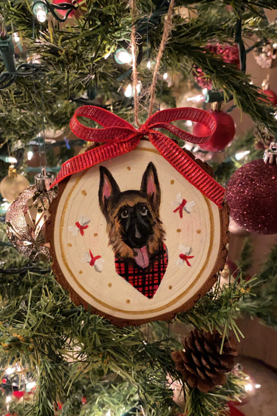 Hand-painted Ornament (Multimedia)